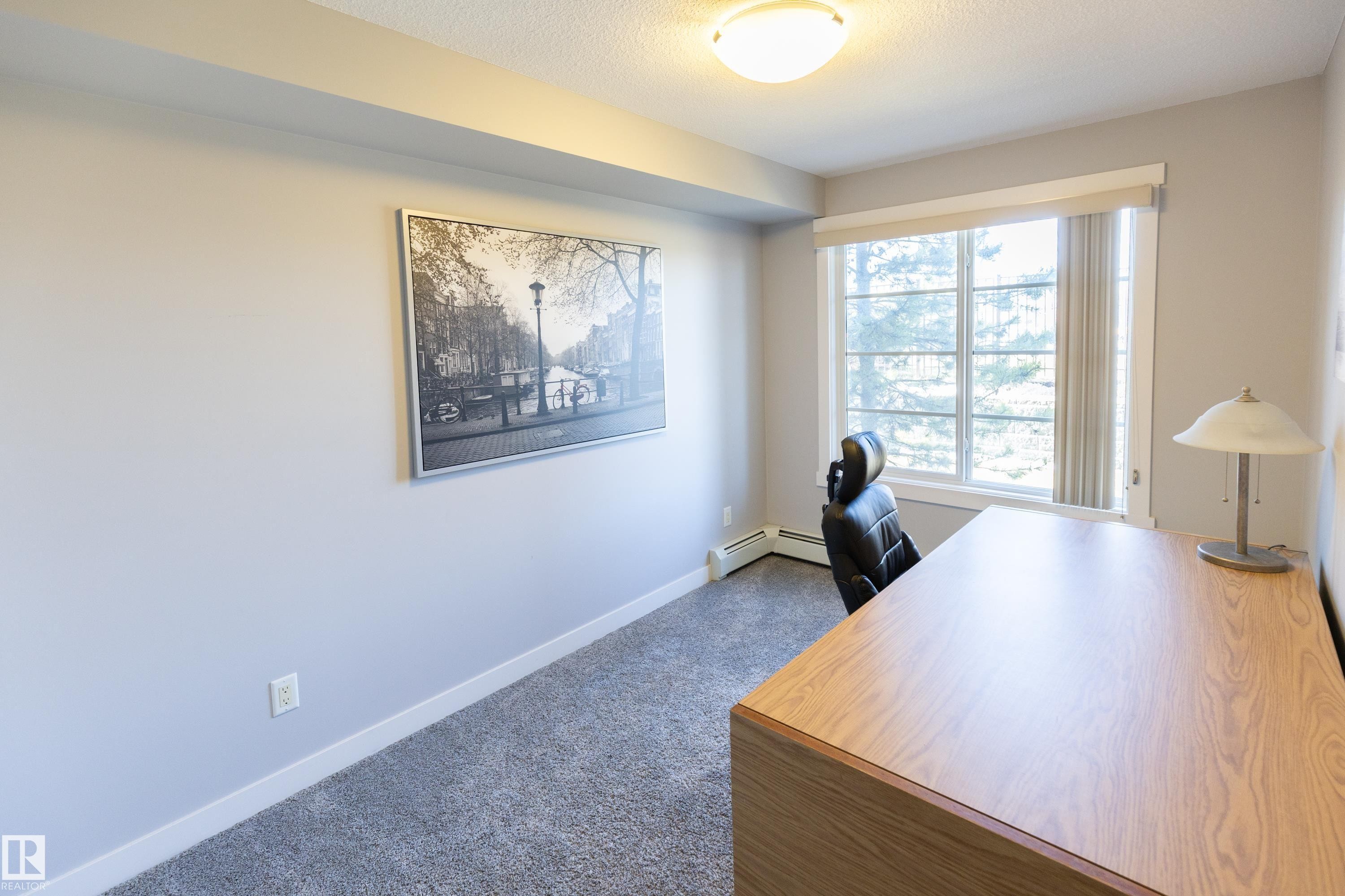 107 3670 139 Avenue, Edmonton, AB - Indoor