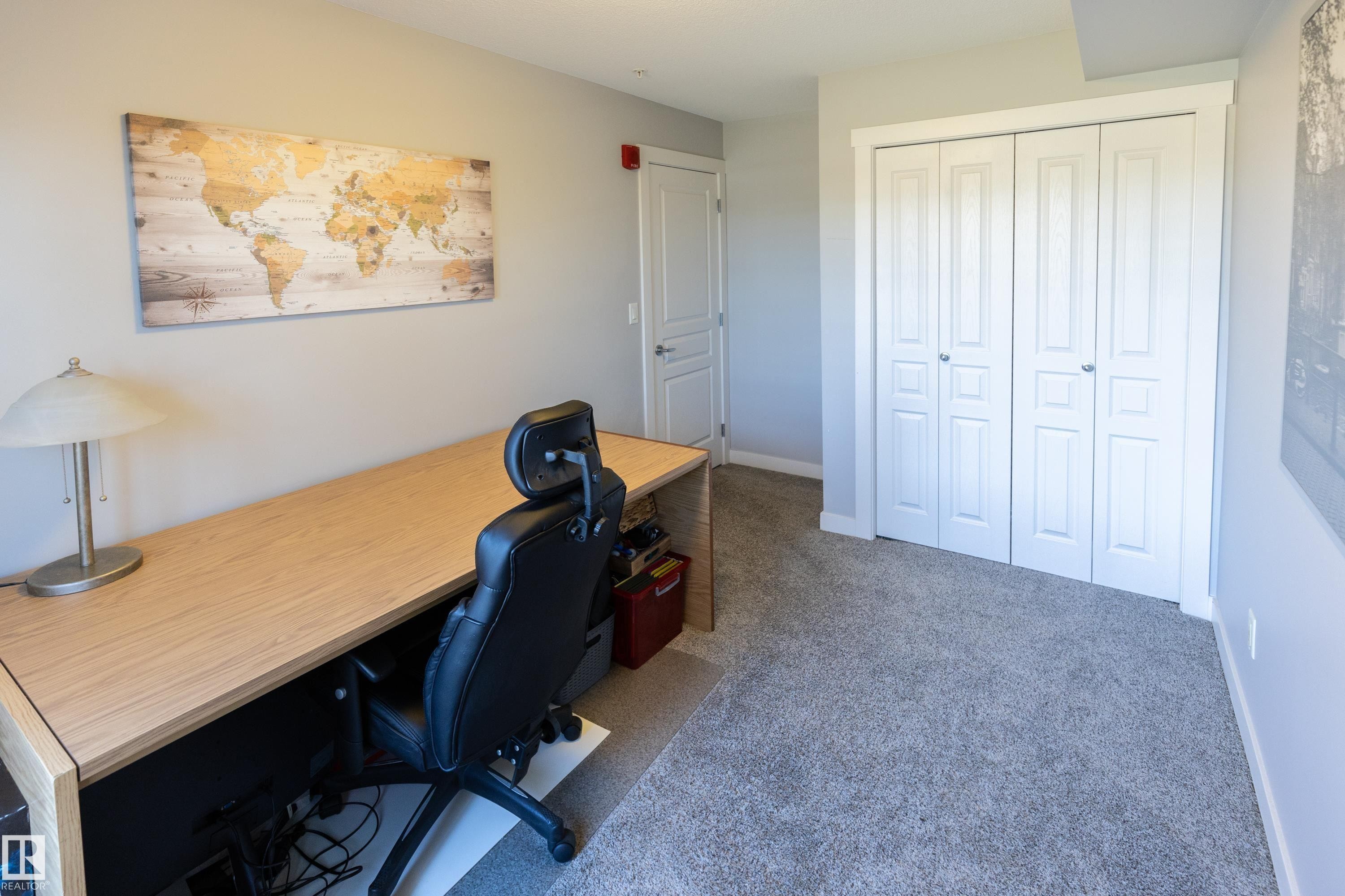 107 3670 139 Avenue, Edmonton, AB - Indoor Photo Showing Office
