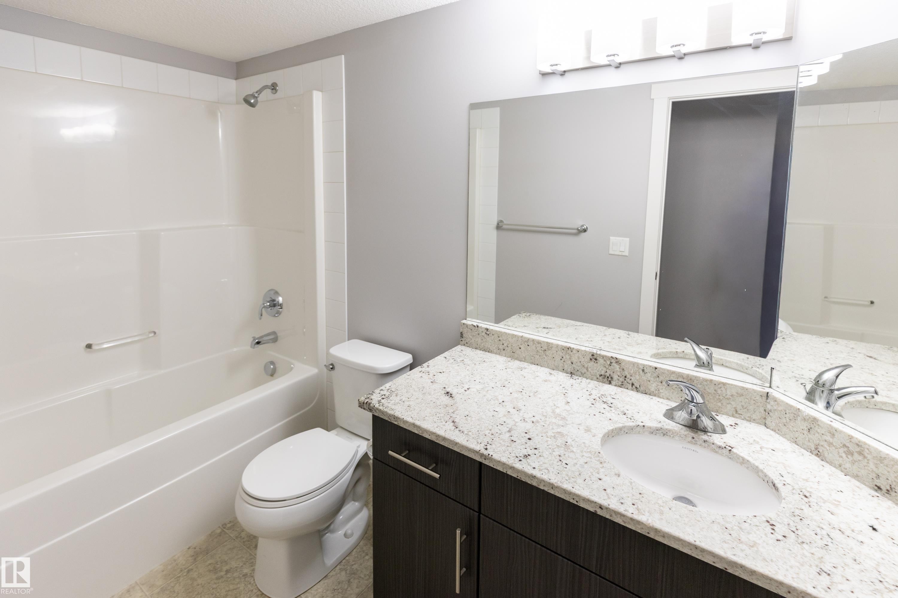 107 3670 139 Avenue, Edmonton, AB - Indoor Photo Showing Bathroom