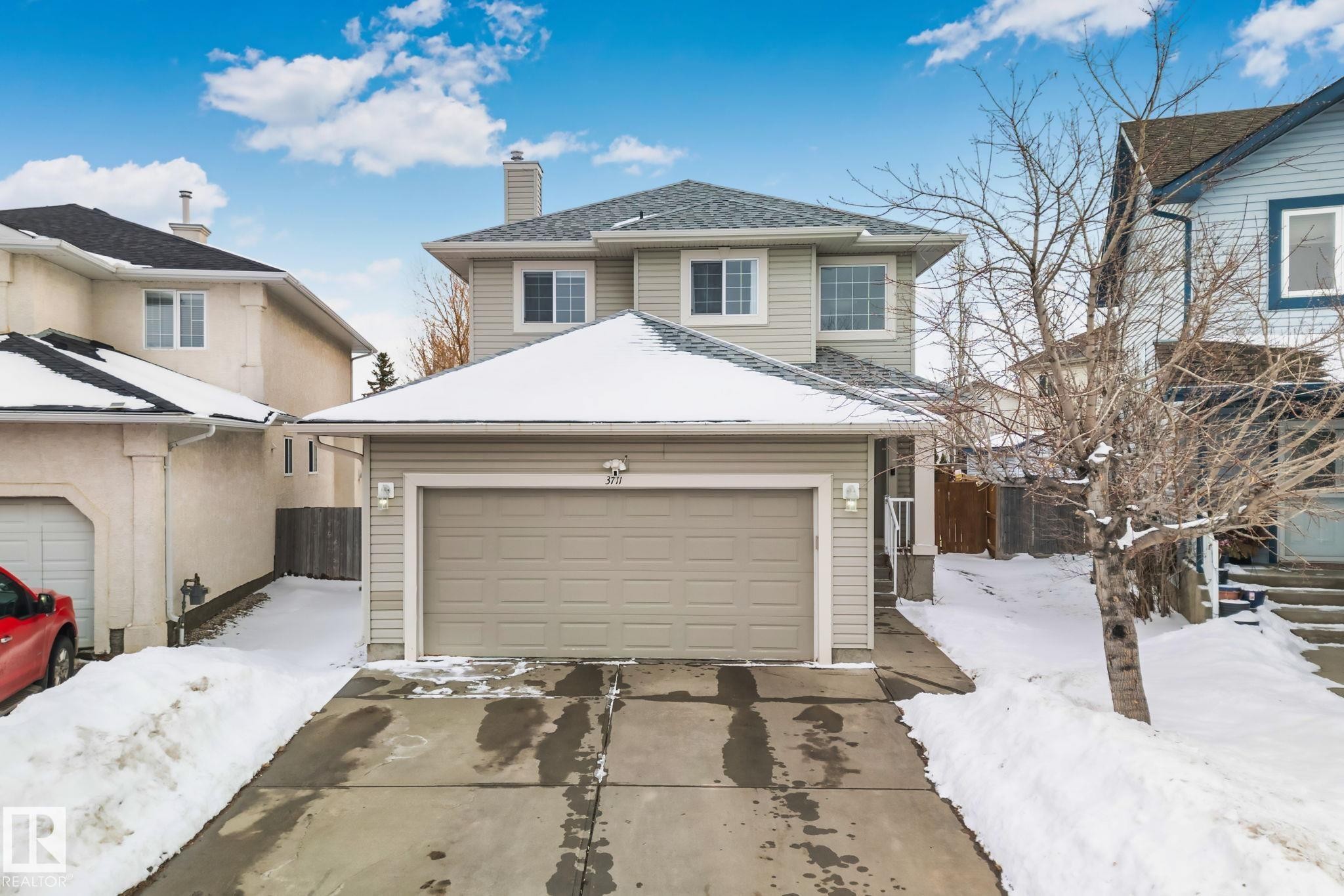 3711 161 Avenue, Edmonton, AB - Outdoor With Facade