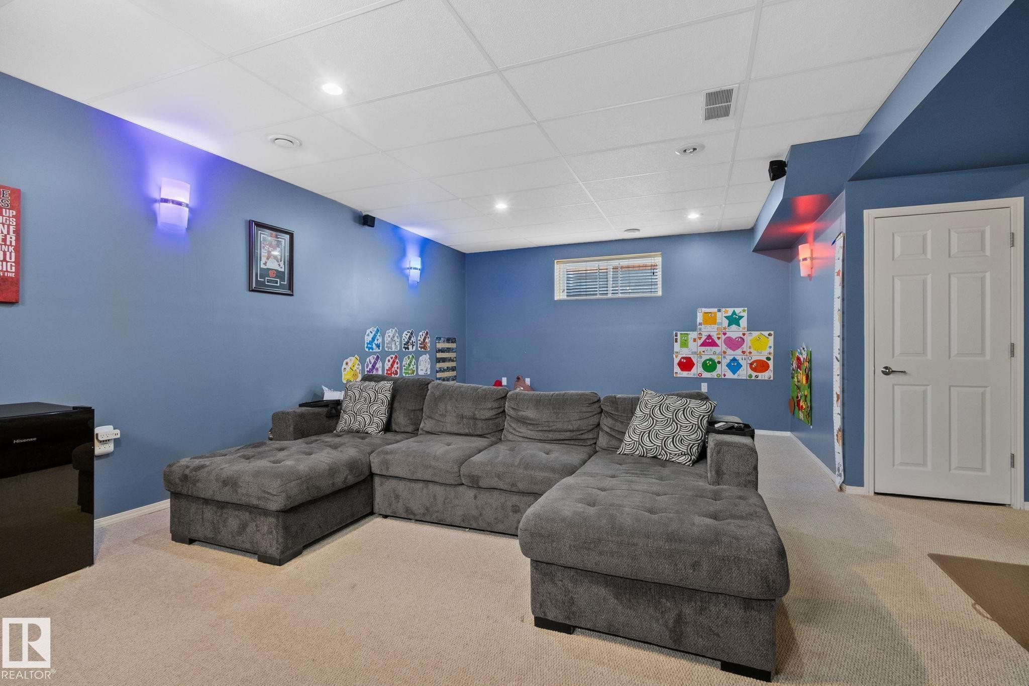 3711 161 Avenue, Edmonton, AB - Indoor