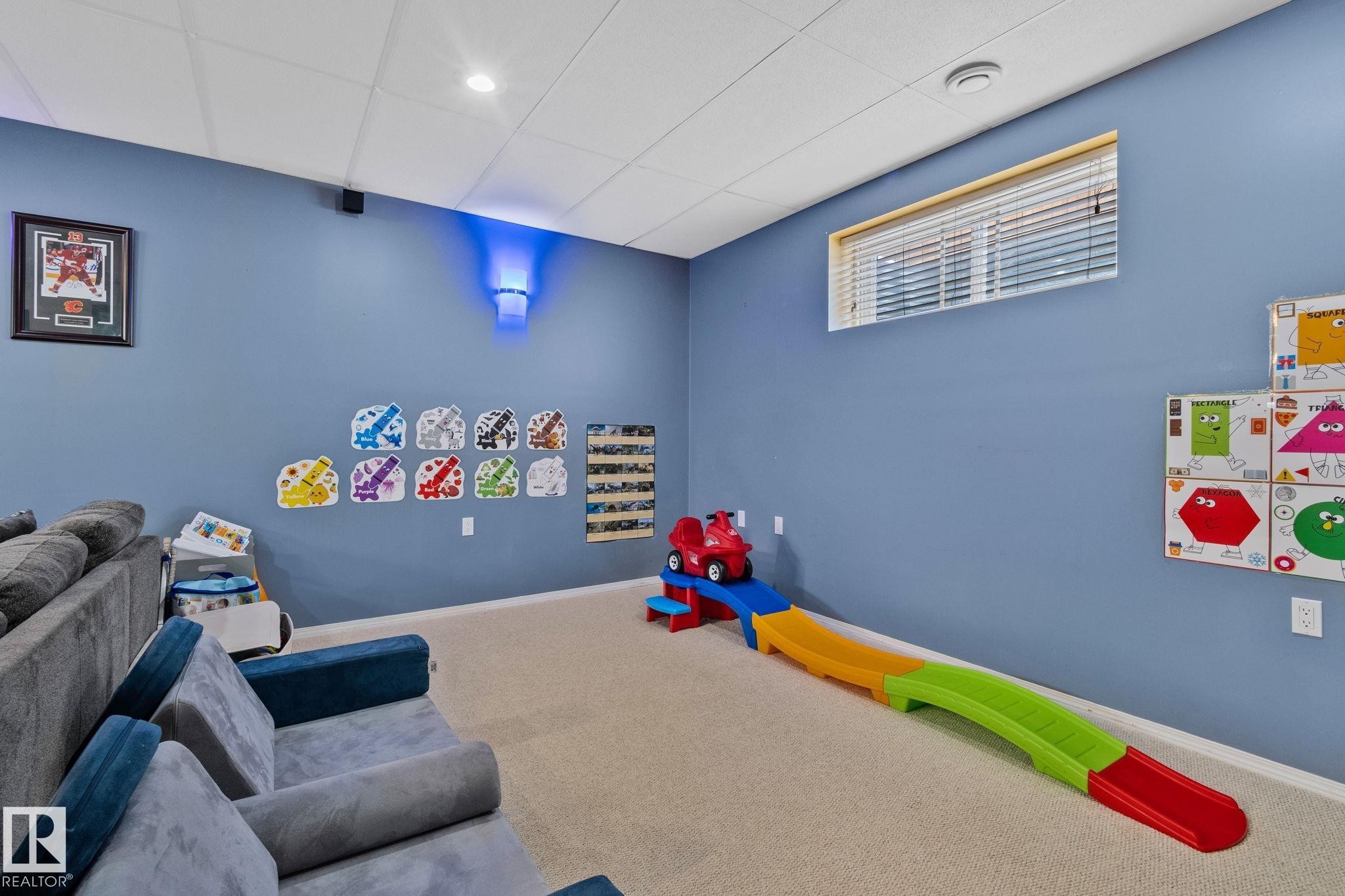 3711 161 Avenue, Edmonton, AB - Indoor