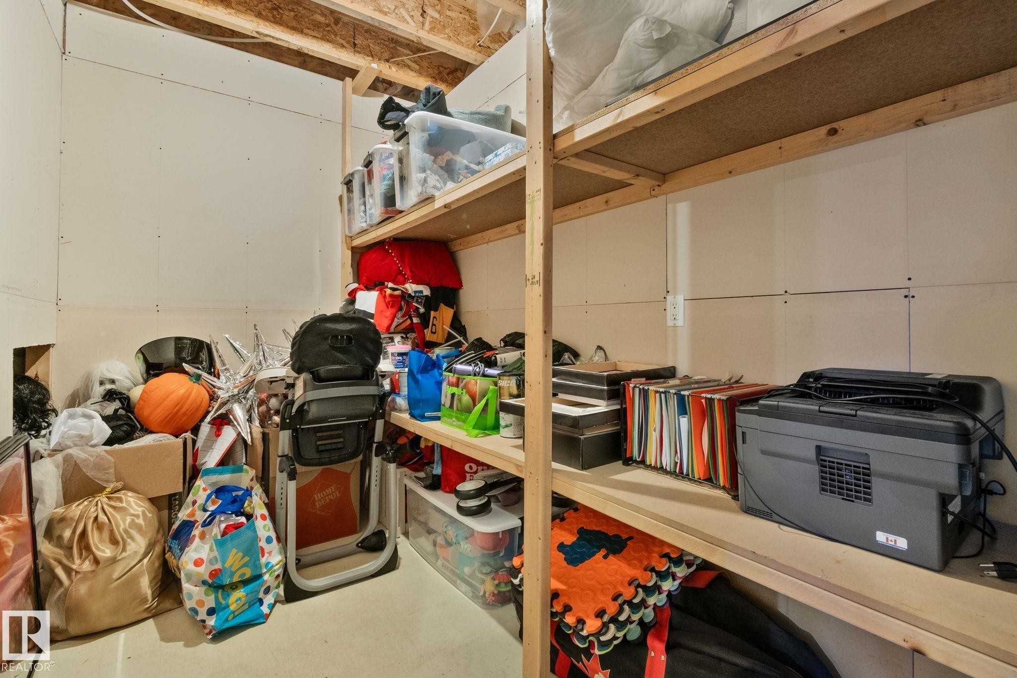 3711 161 Avenue, Edmonton, AB - Indoor