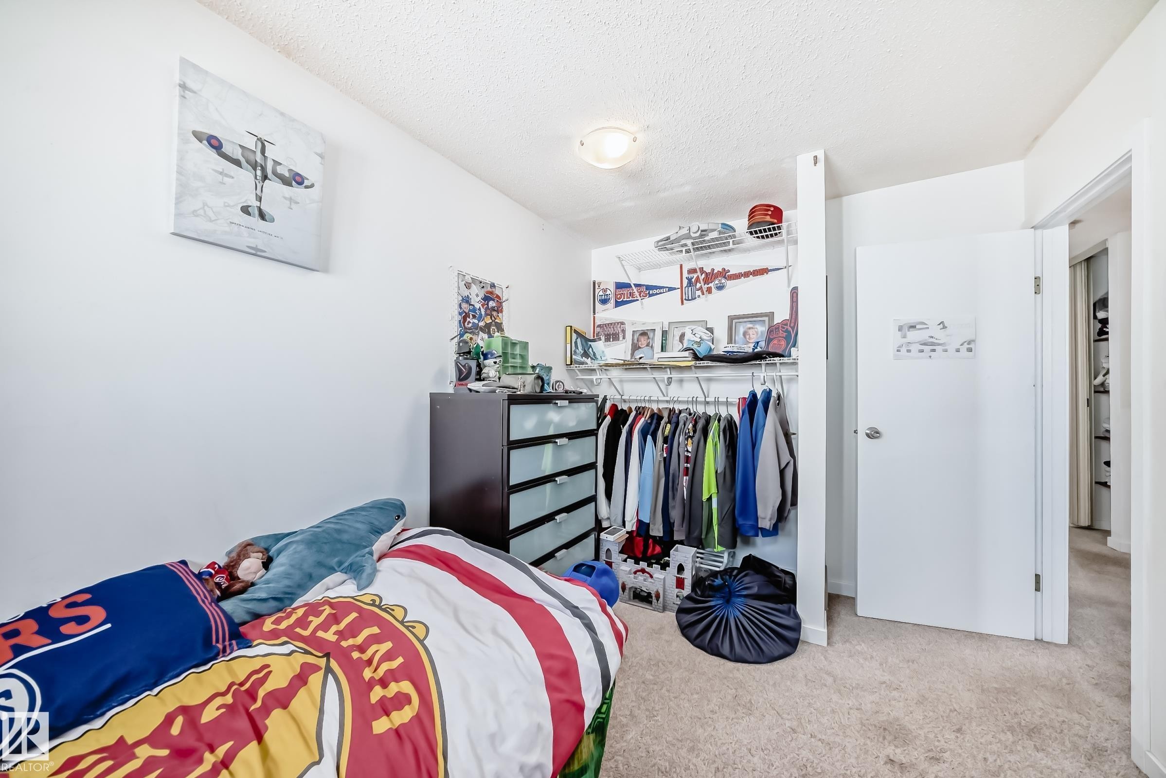 18611 66 Avenue, Edmonton, AB - Indoor