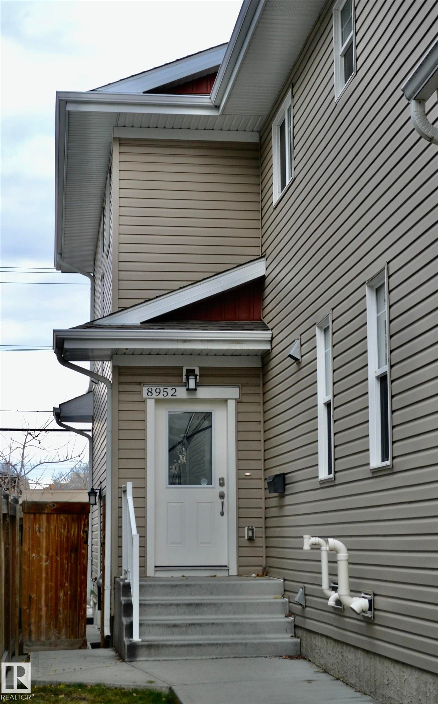 8952 81 Avenue, Edmonton, AB - Outdoor