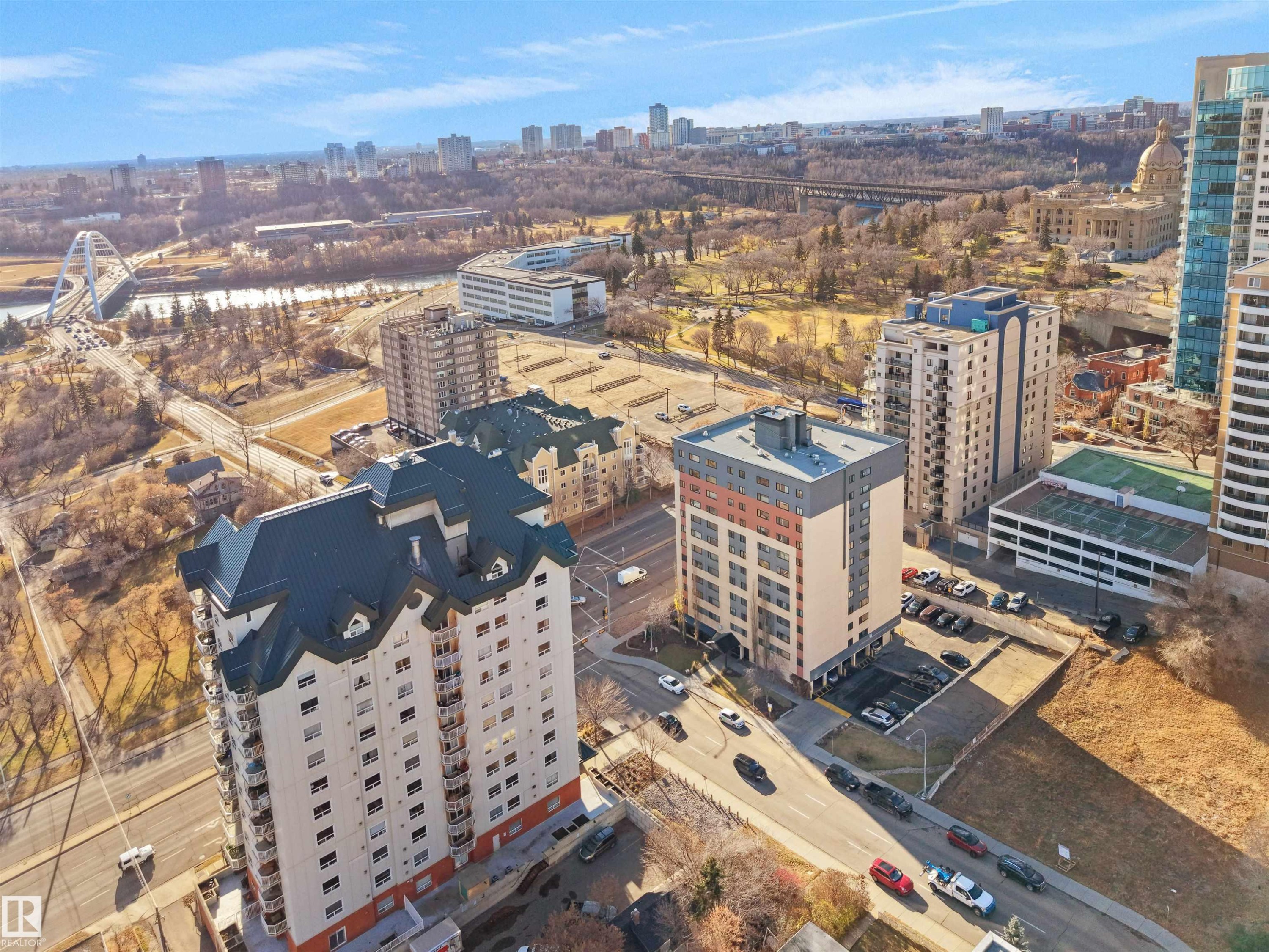 #307 9710 105 St Nw, Edmonton, AB - Outdoor With View
