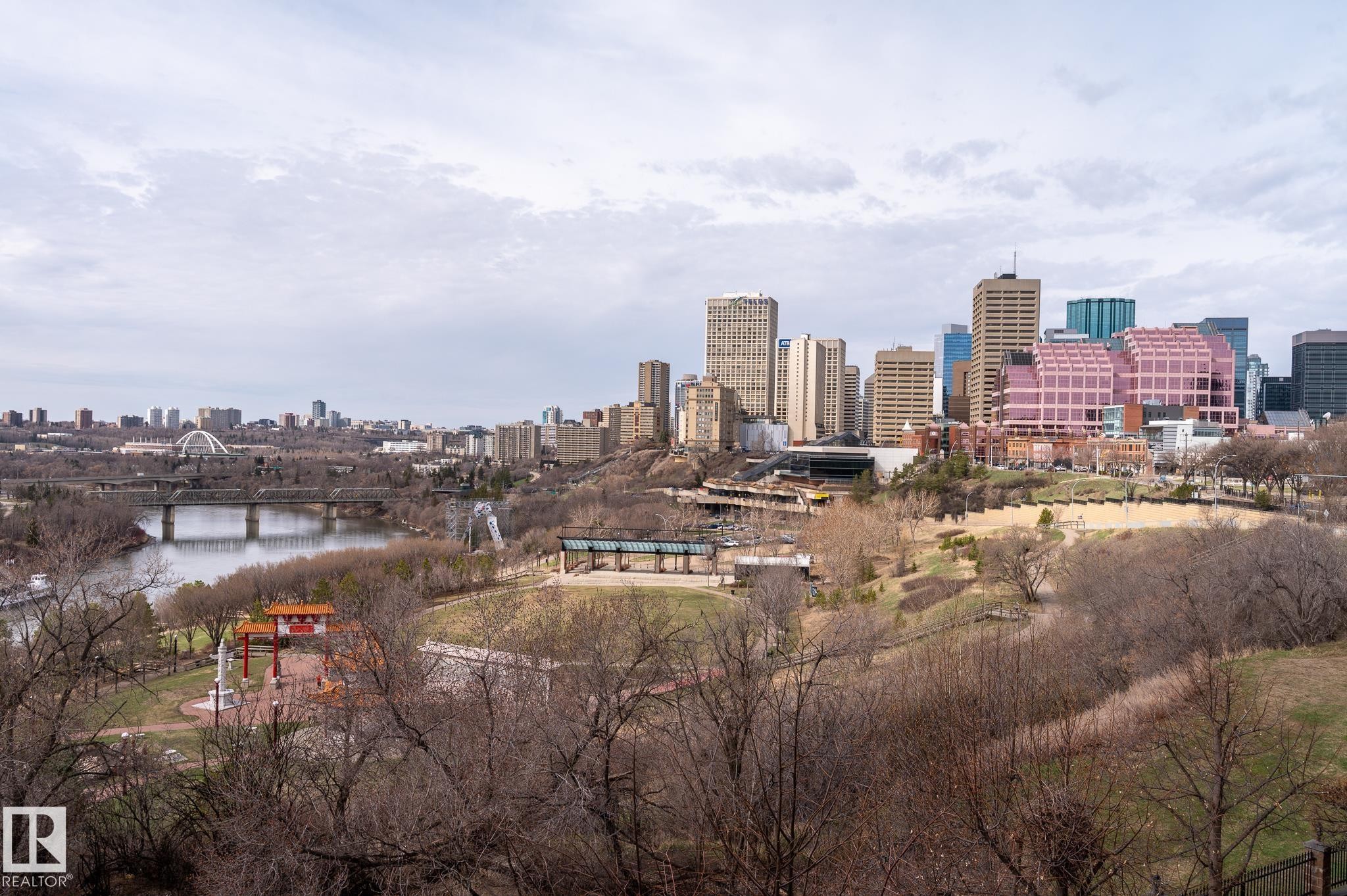 412 9503 101 Avenue, Edmonton, AB - Outdoor With View