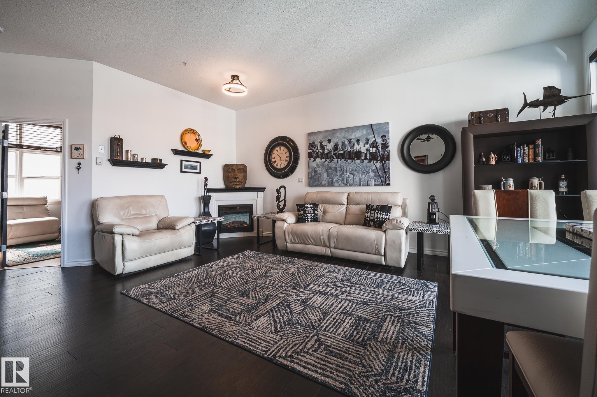 412 9503 101 Avenue, Edmonton, AB - Indoor Photo Showing Living Room With Fireplace