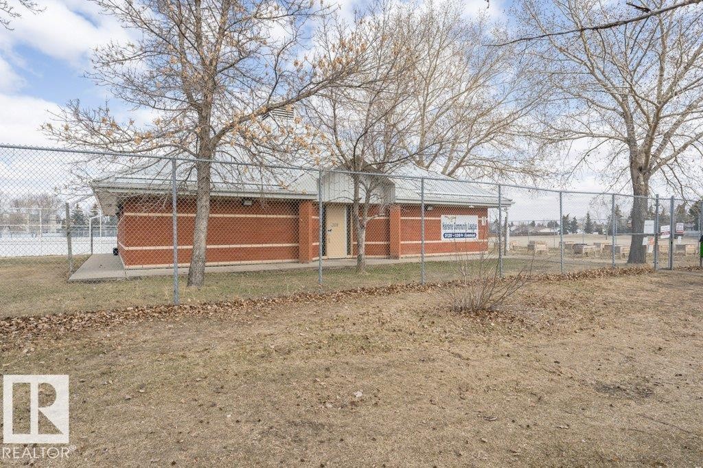14304 32 Street, Edmonton, AB - Outdoor