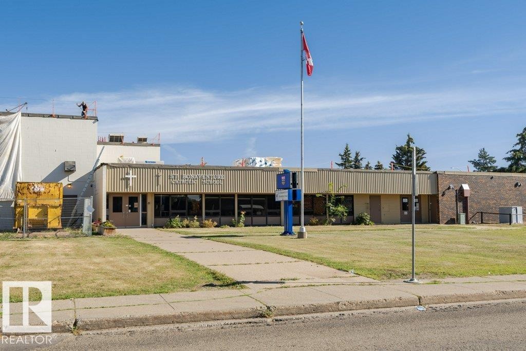 14304 32 Street, Edmonton, AB - Outdoor