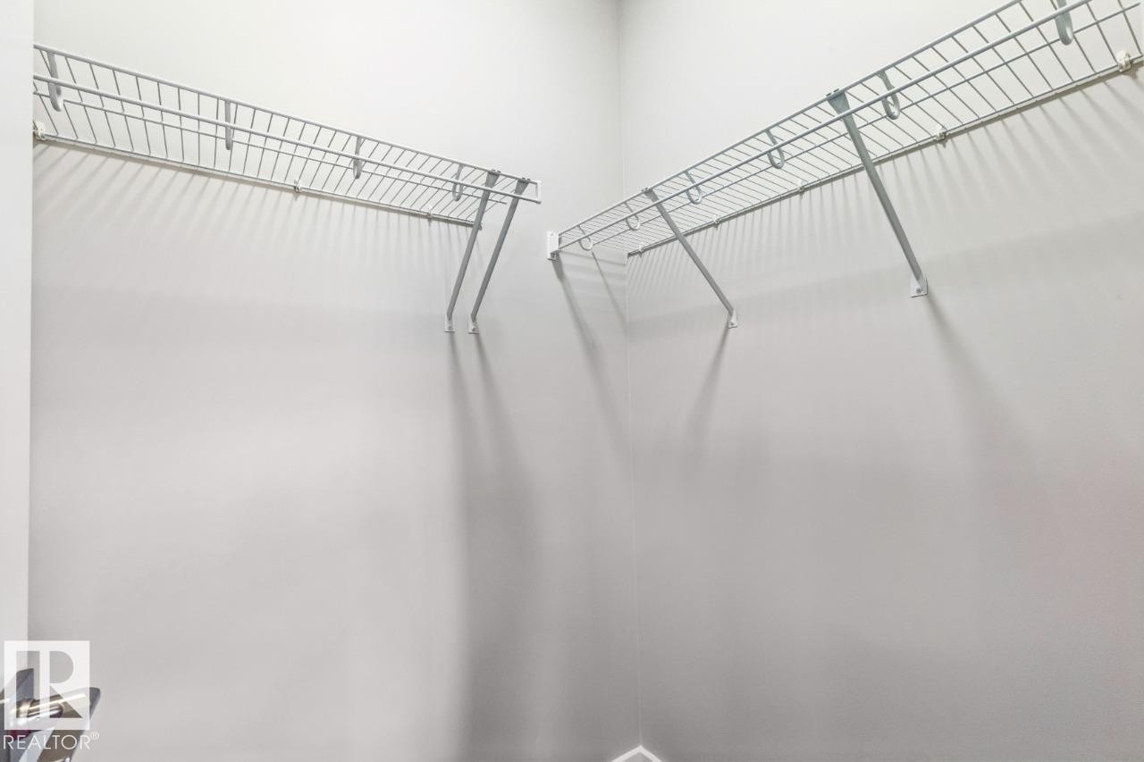 309 Edgemont Drive, Edmonton, AB - Indoor With Storage