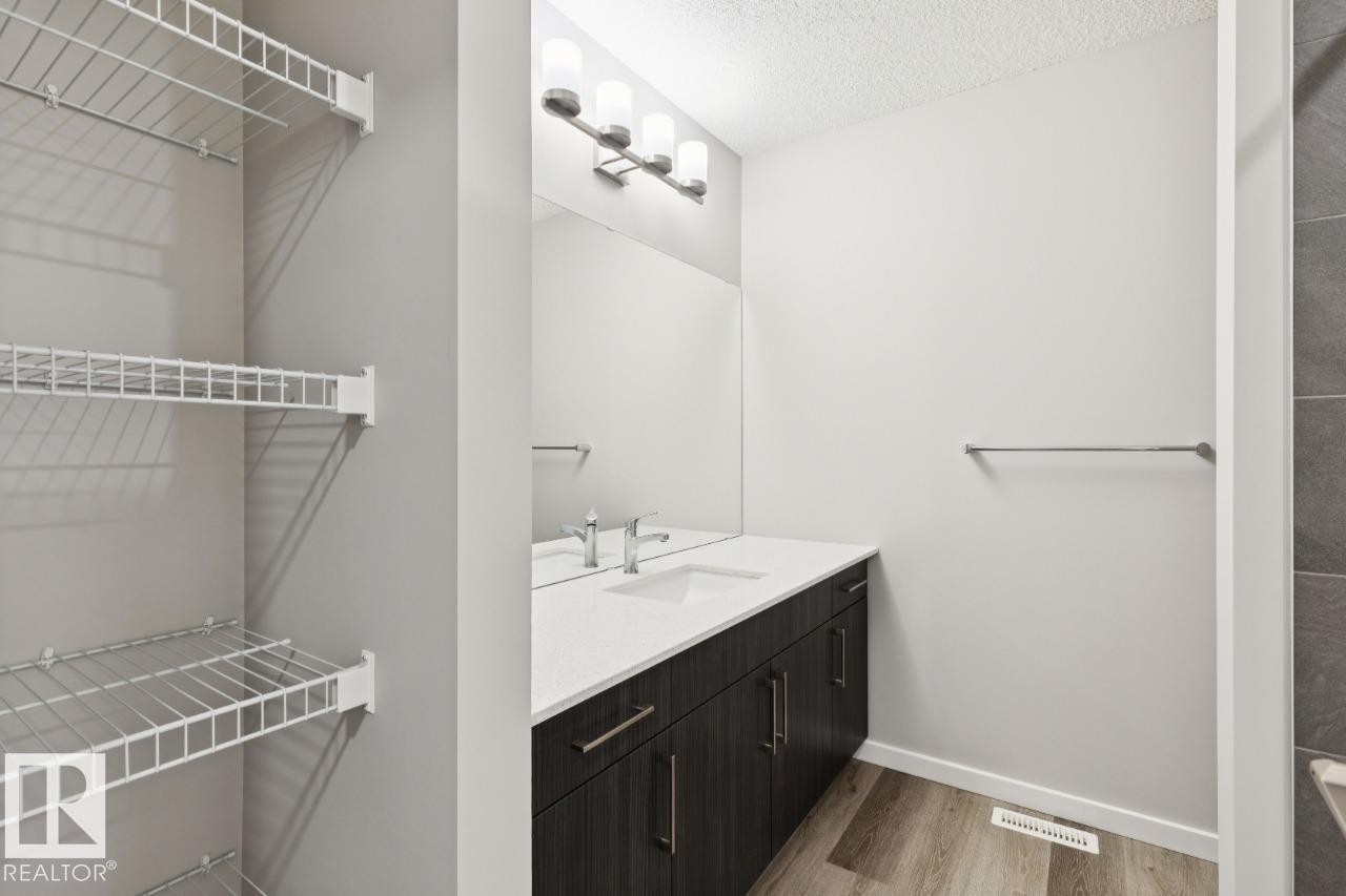 309 Edgemont Drive, Edmonton, AB - Indoor