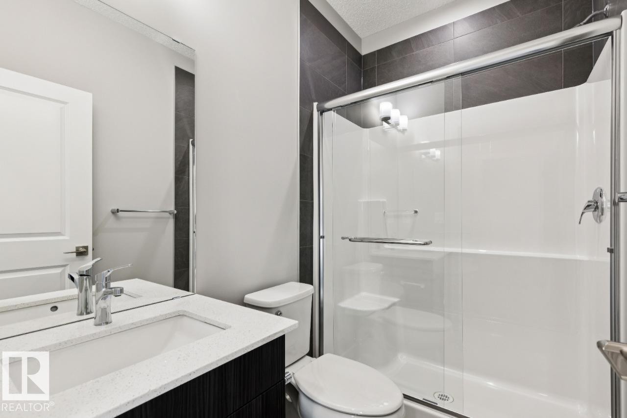 309 Edgemont Drive, Edmonton, AB - Indoor Photo Showing Bathroom