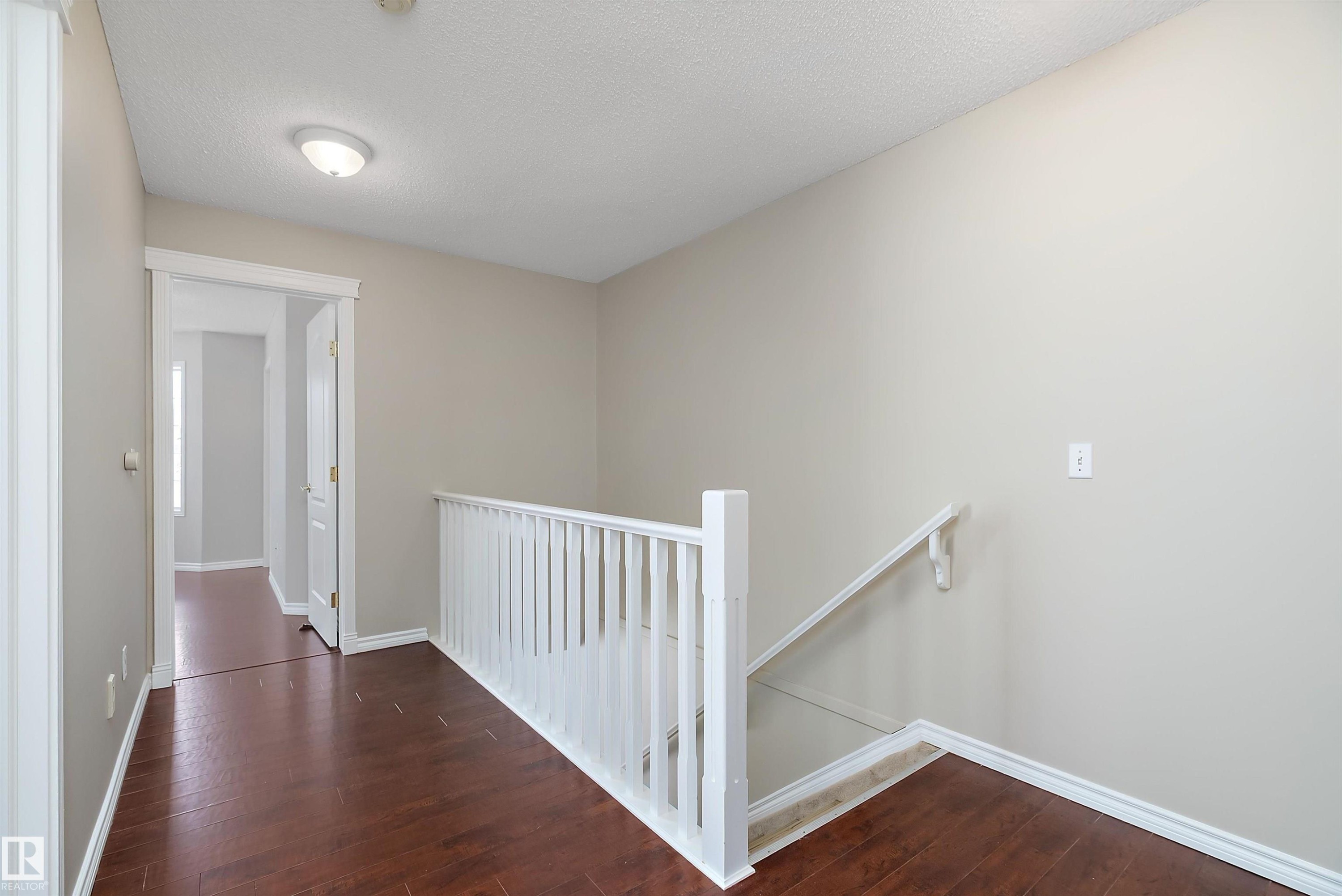 4 1780 Glastonbury Boulevard, Edmonton, AB - Indoor Photo Showing Other Room
