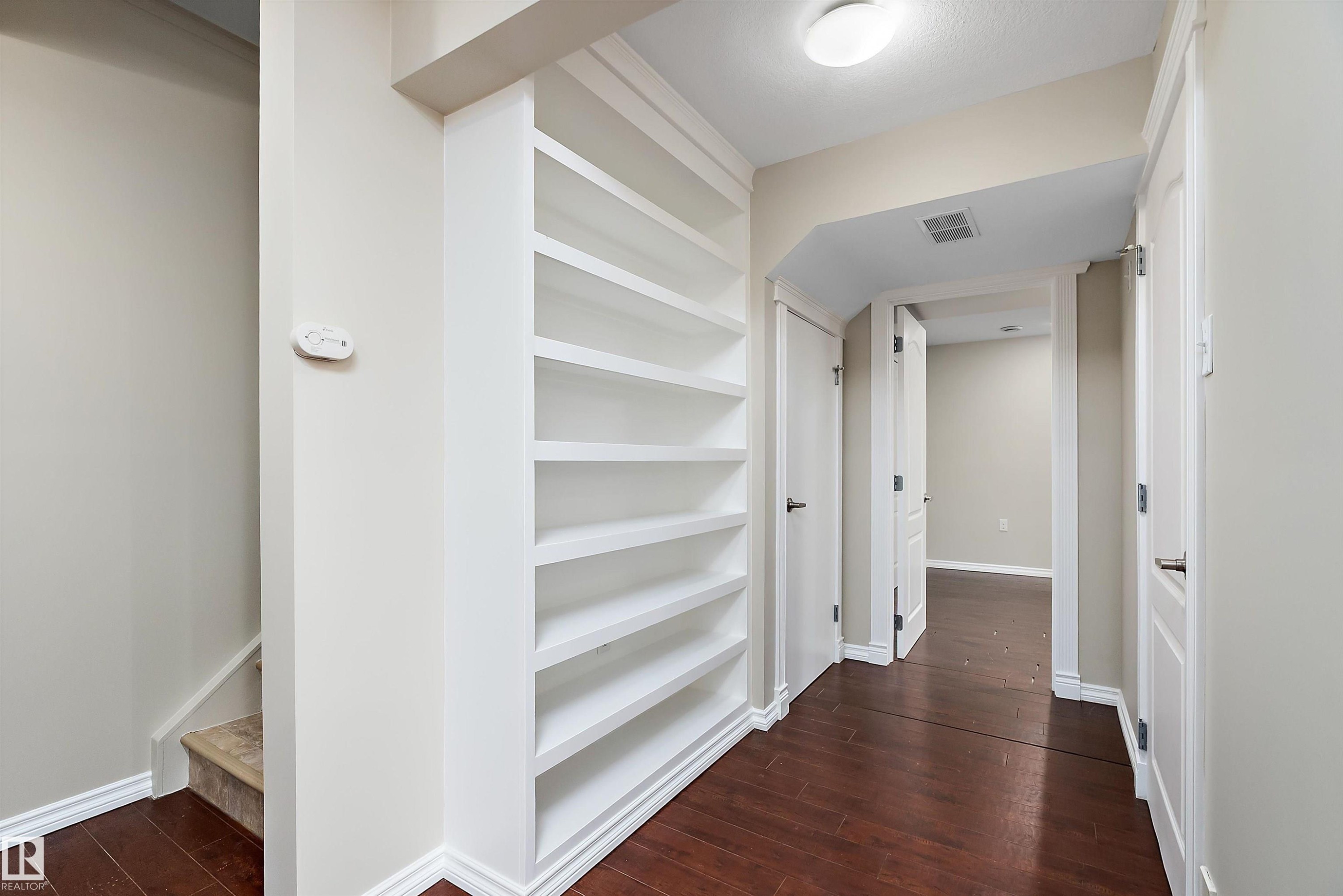 4 1780 Glastonbury Boulevard, Edmonton, AB - Indoor Photo Showing Other Room