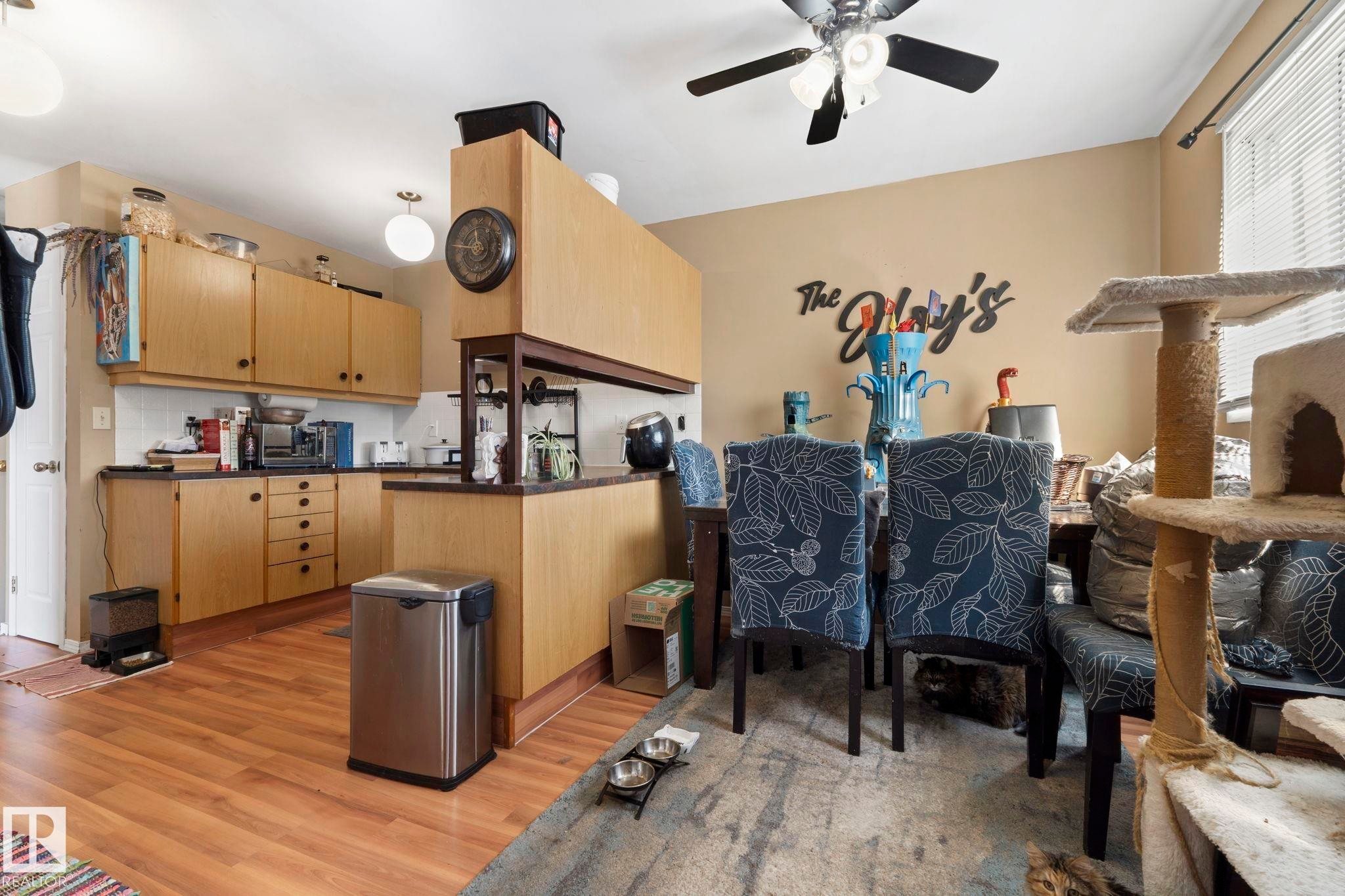 12210 92 Street, Edmonton, AB - Indoor