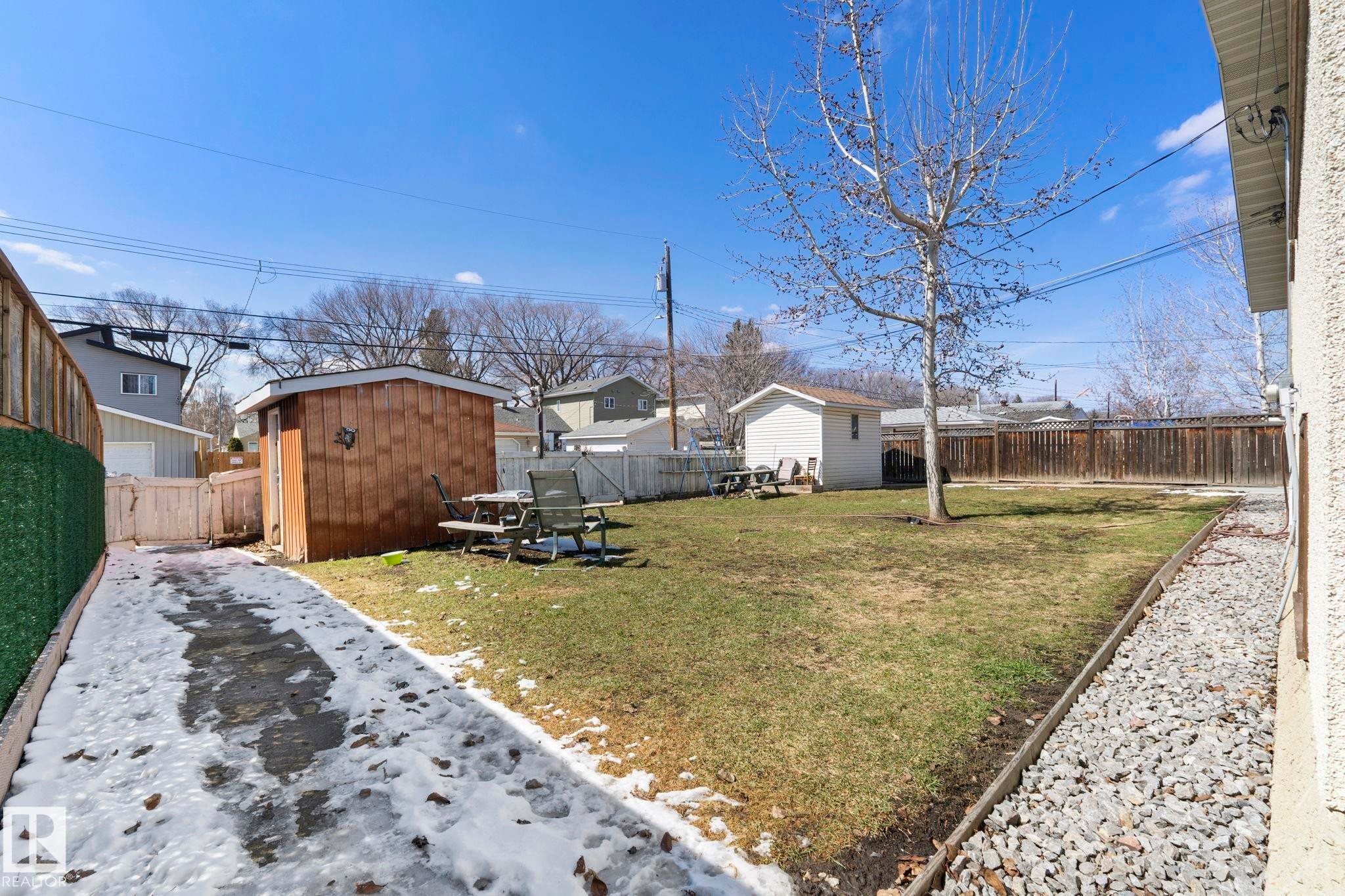 12210 92 Street, Edmonton, AB - Outdoor