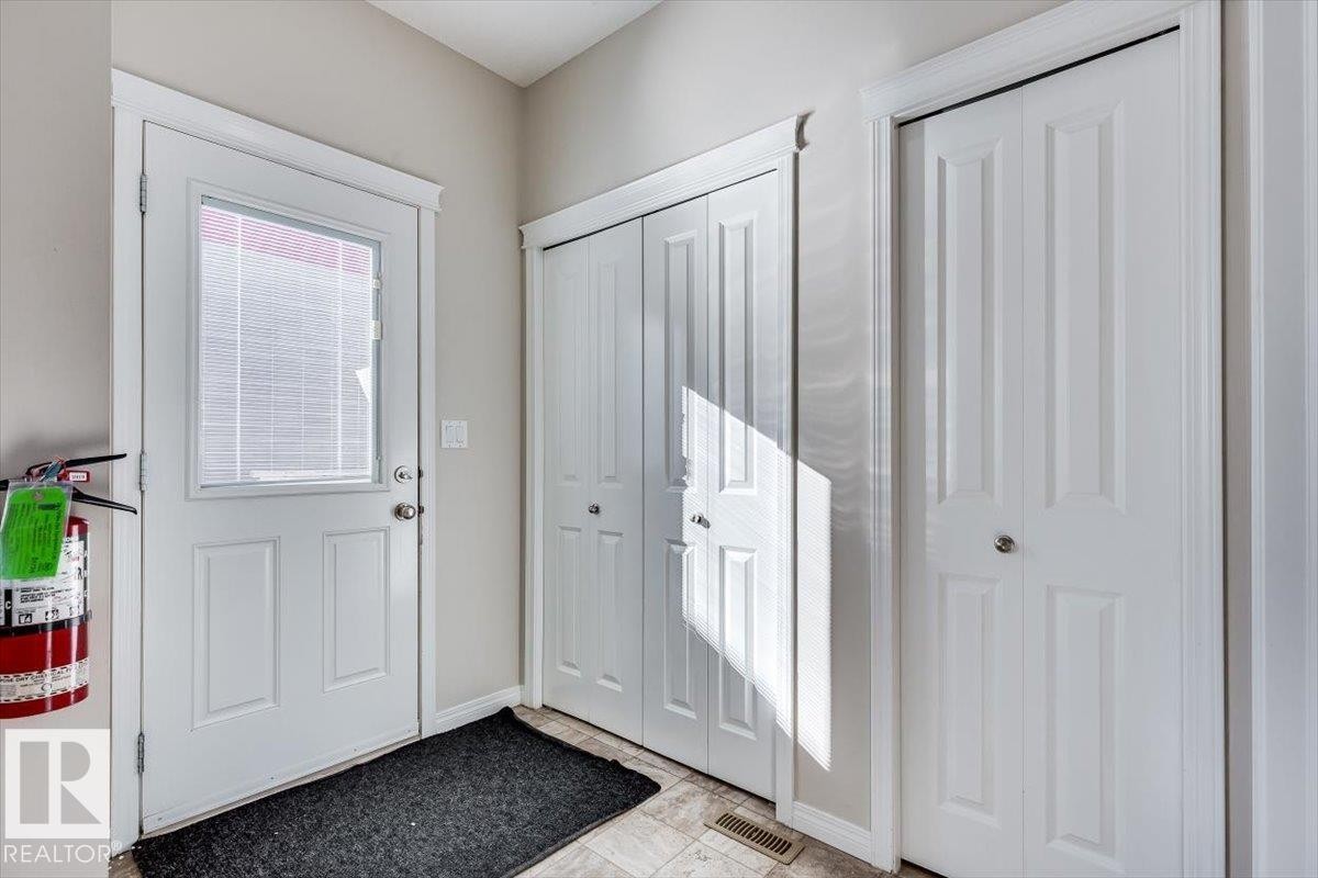 #111 50 Lucky Pl, Sylvan Lake, AB - Indoor Photo Showing Other Room