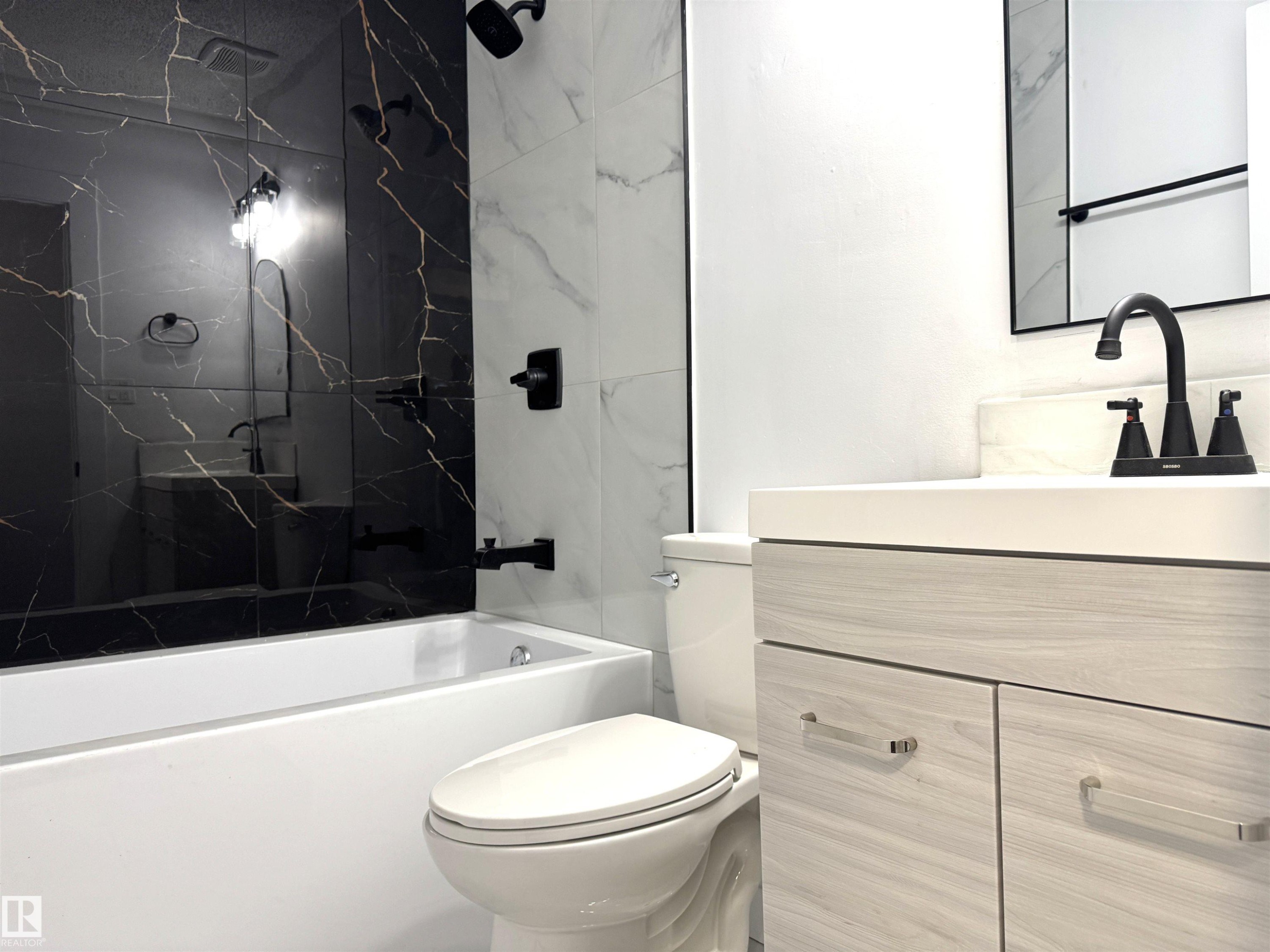 12948 116 Street, Edmonton, AB - Indoor Photo Showing Bathroom