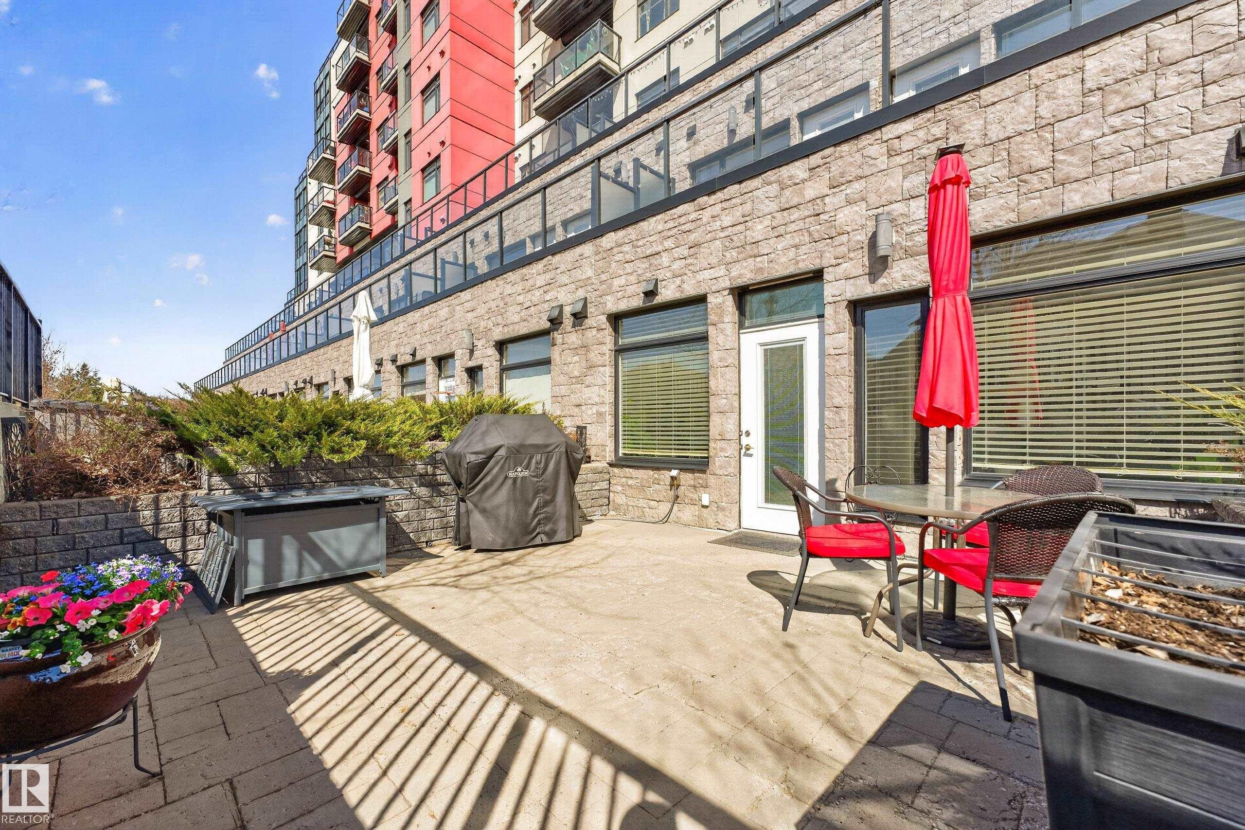 109 5151 Windermere Boulevard, Edmonton, AB - Outdoor