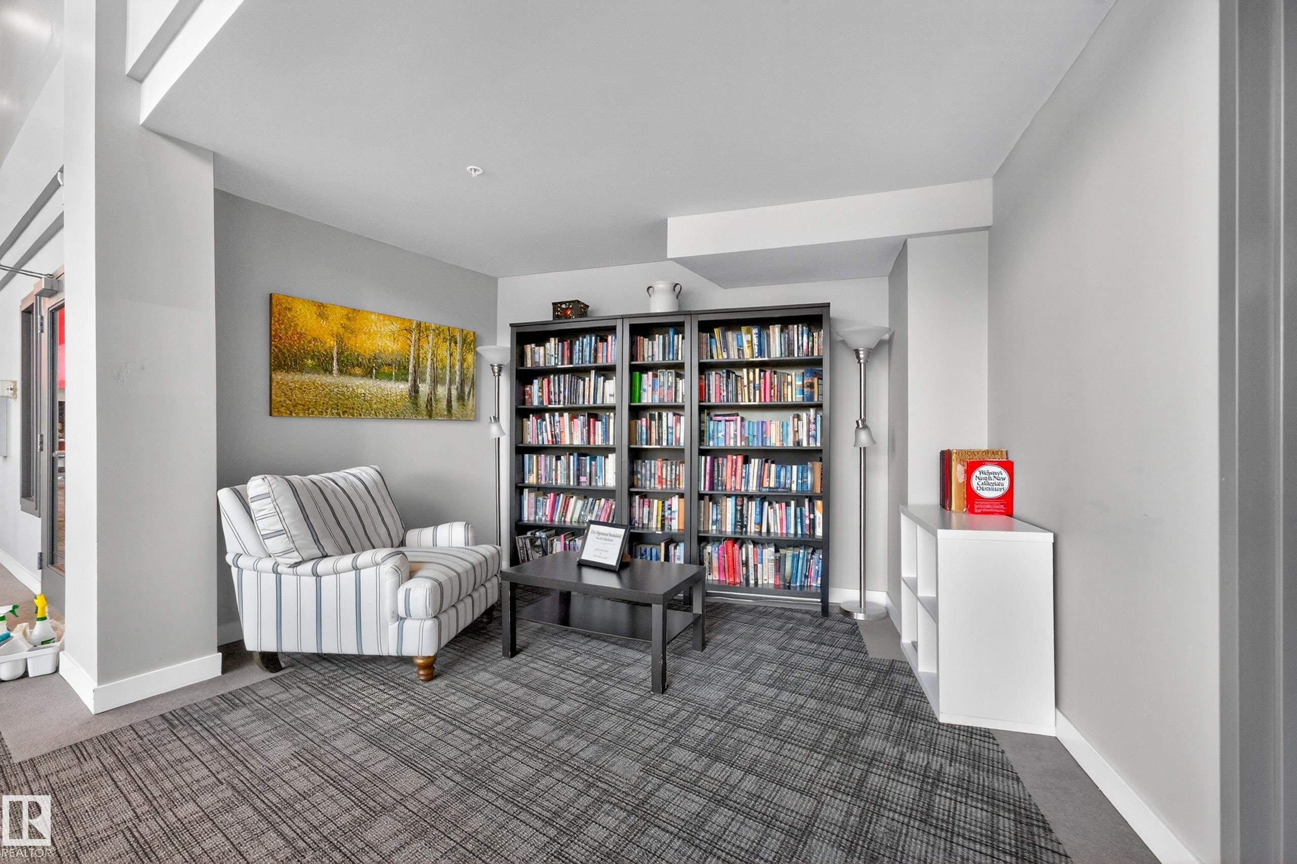 109 5151 Windermere Boulevard, Edmonton, AB - Indoor