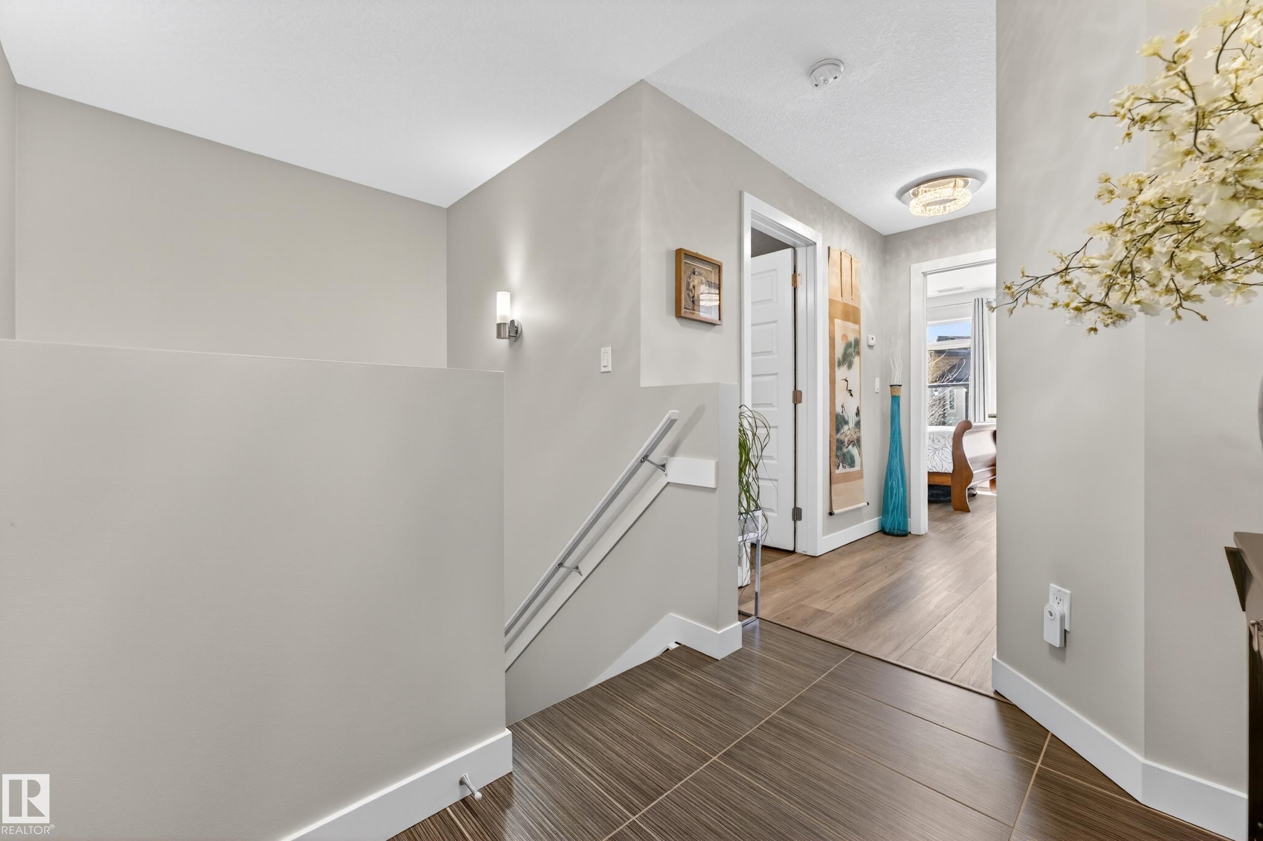 109 5151 Windermere Boulevard, Edmonton, AB - Indoor Photo Showing Other Room