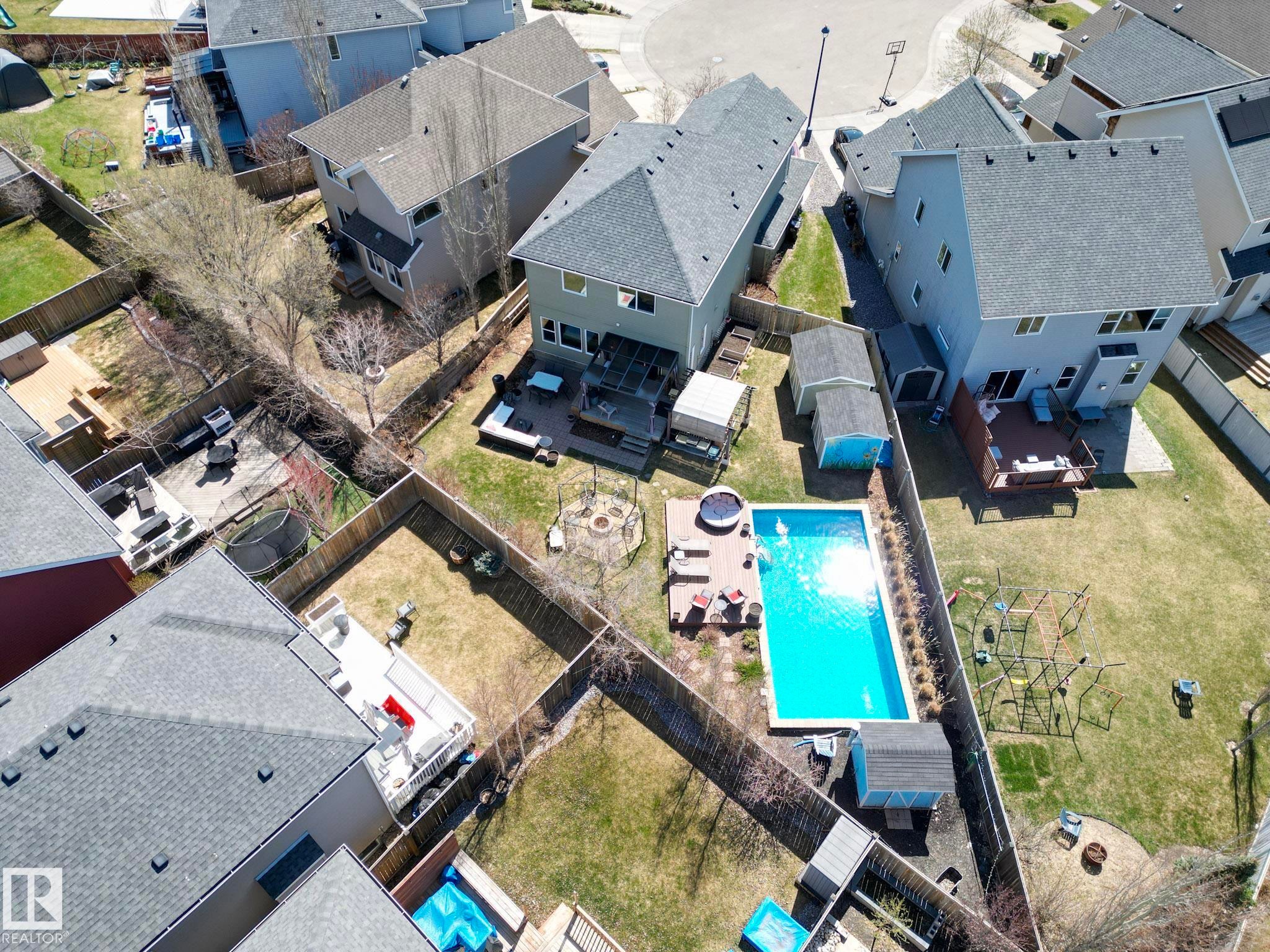 2108 77 Street, Edmonton, AB - Outdoor