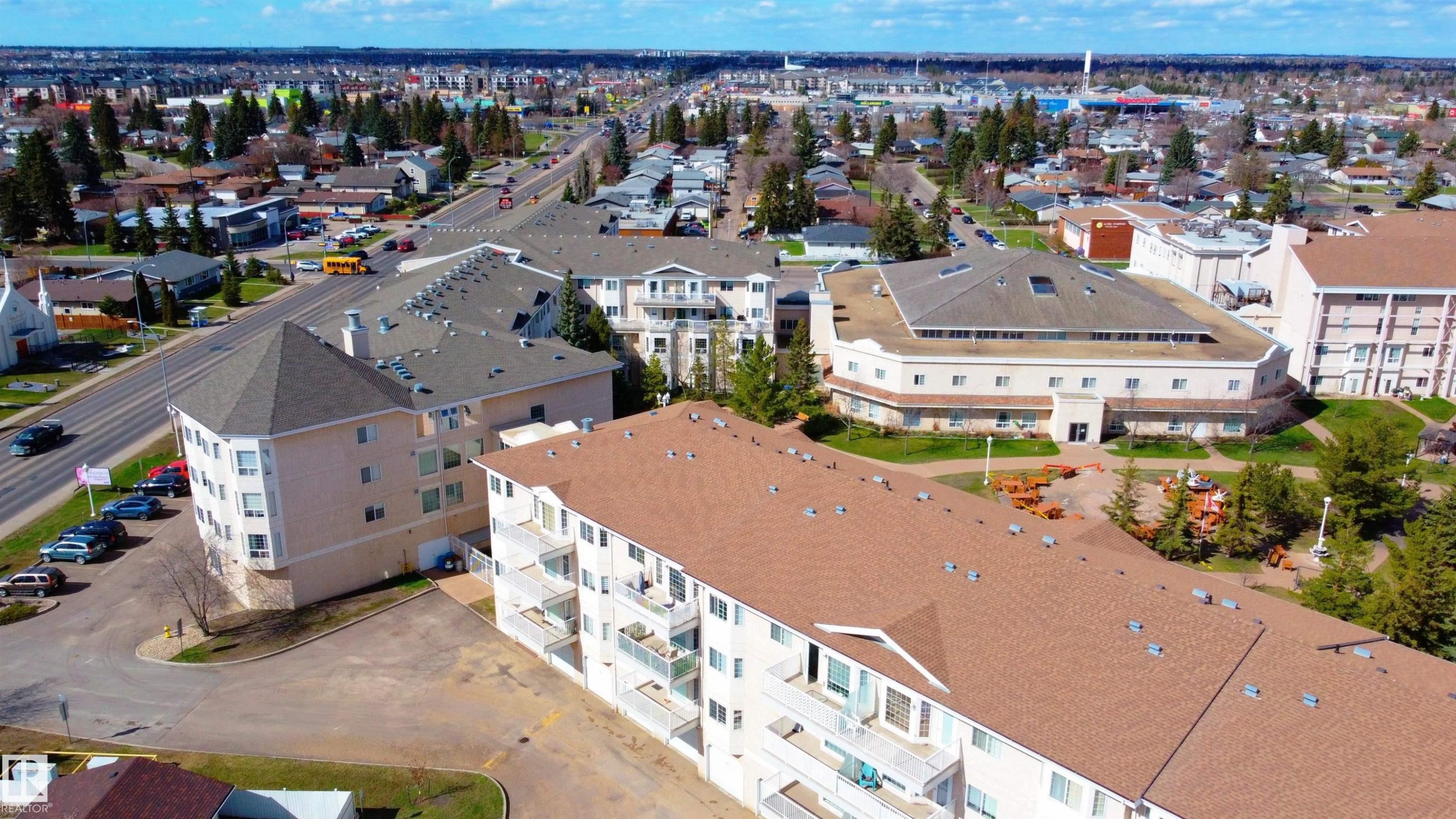454 13441 127 Street, Edmonton, AB - Outdoor With View