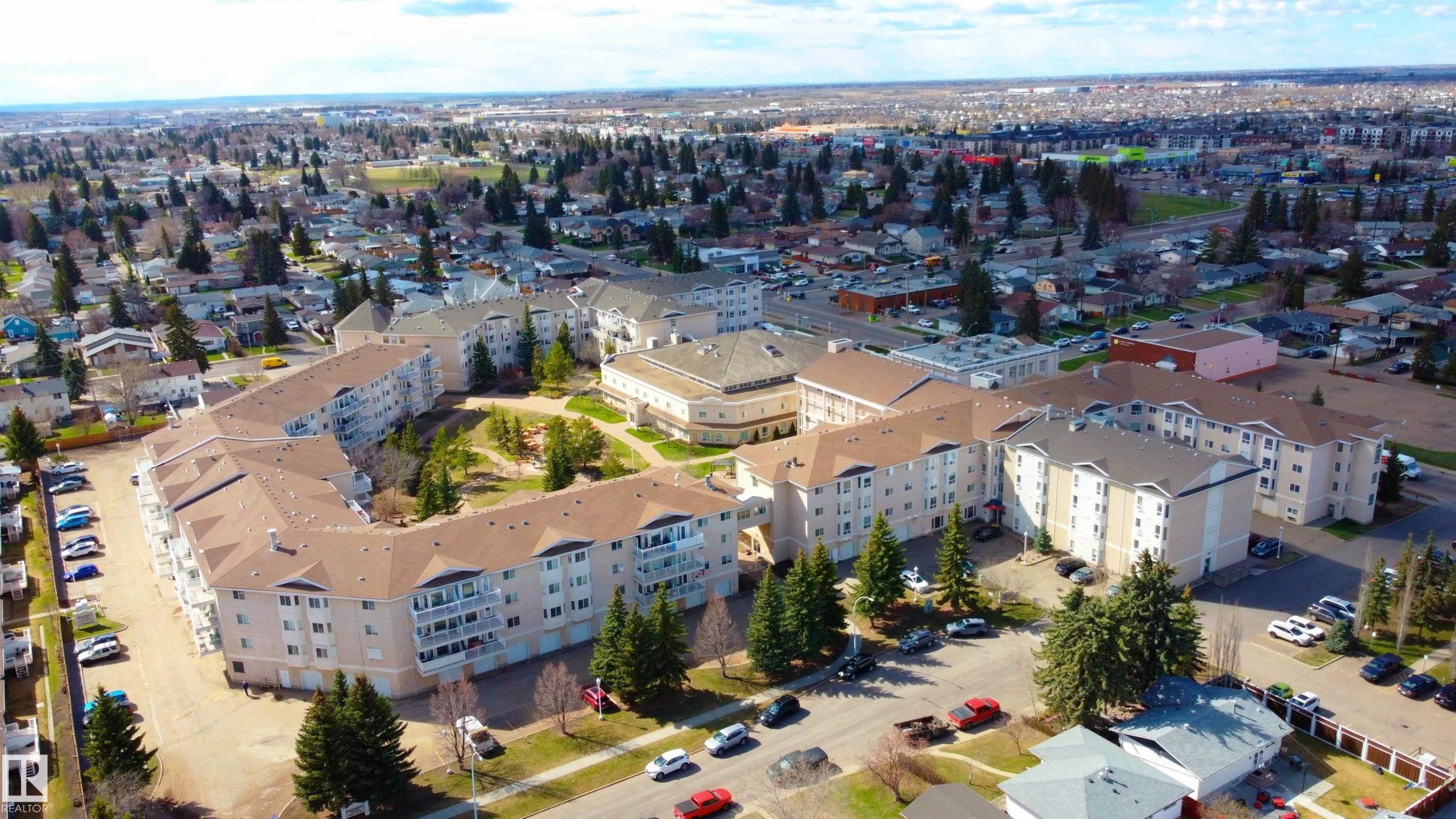 454 13441 127 Street, Edmonton, AB - Outdoor With View