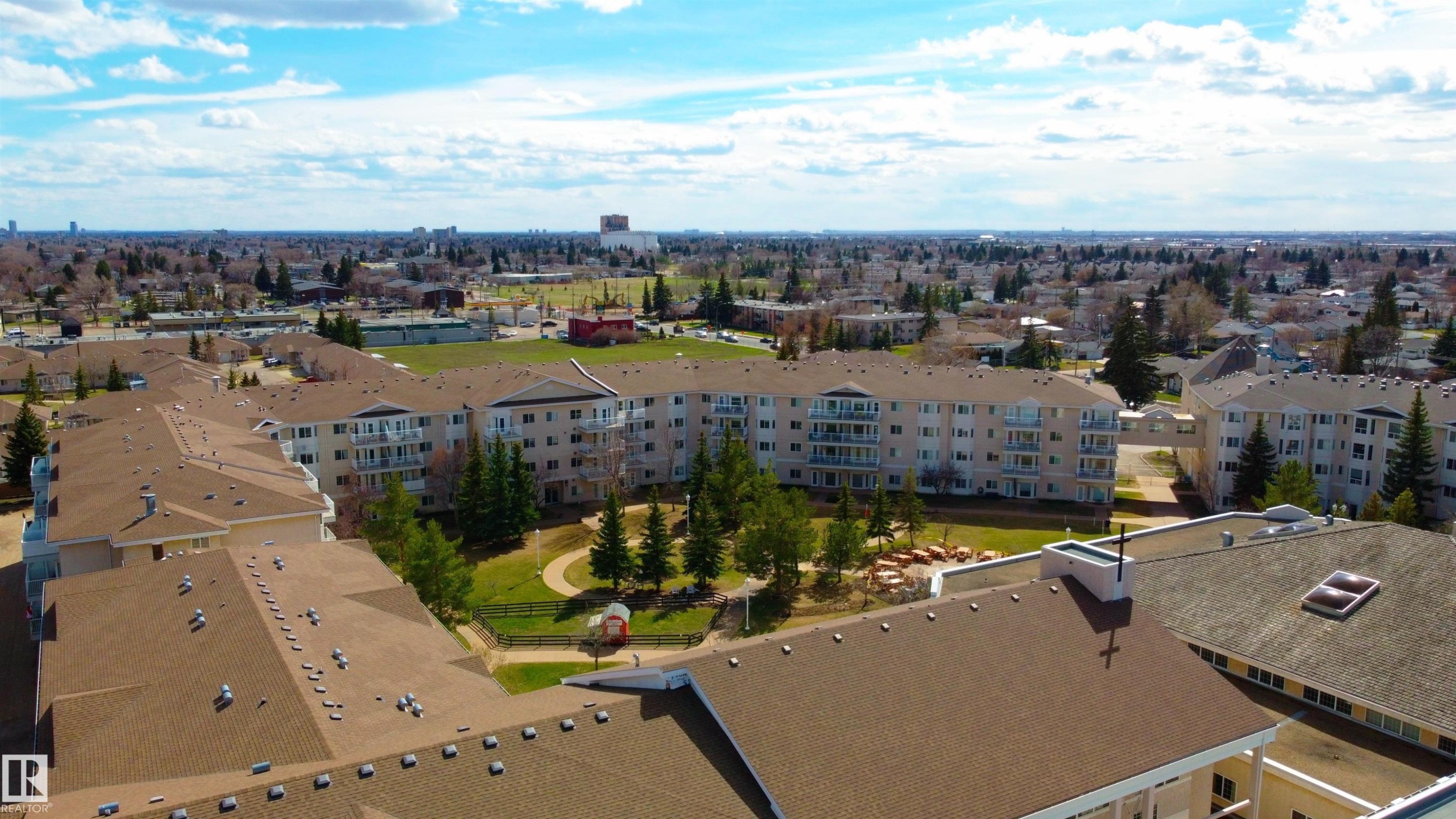 454 13441 127 Street, Edmonton, AB - Outdoor With View