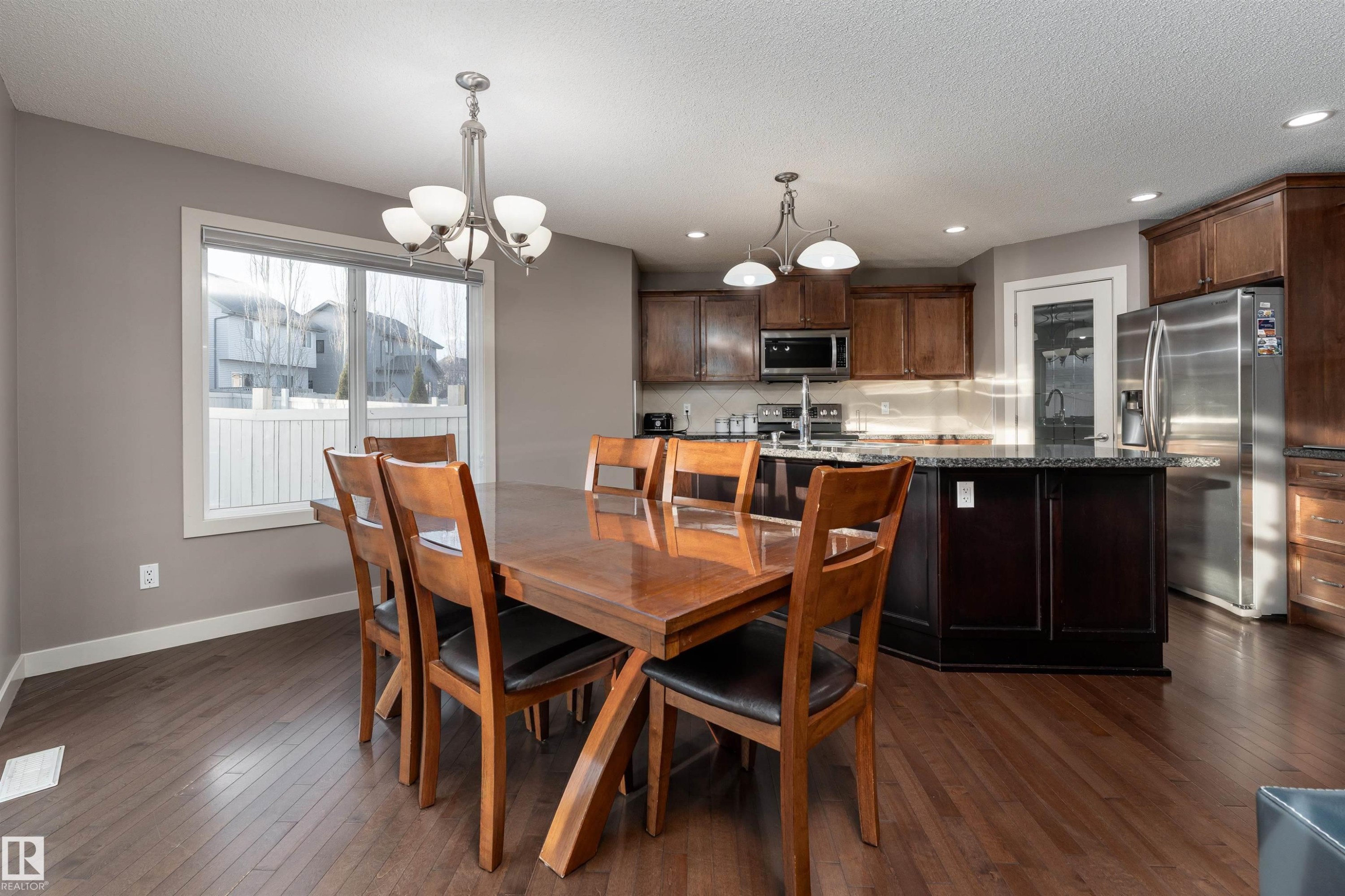 6811 19 Avenue, Edmonton, AB - Indoor