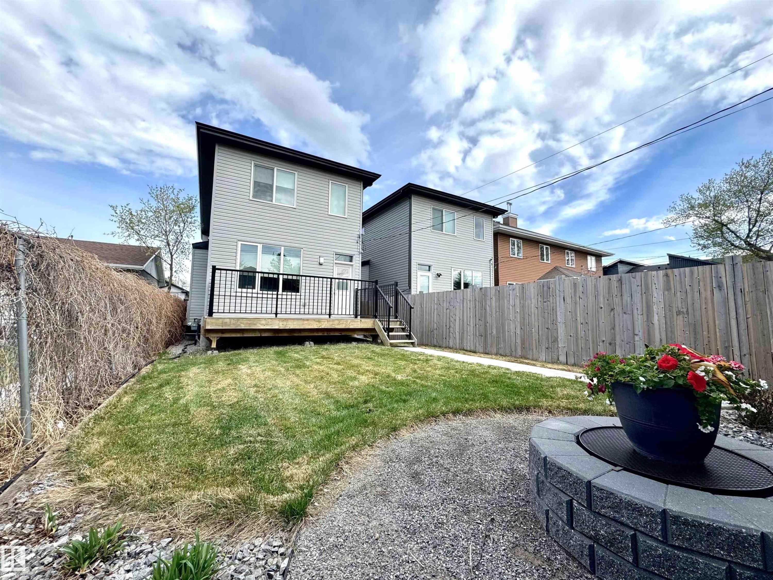 9220 154 Street, Edmonton, AB