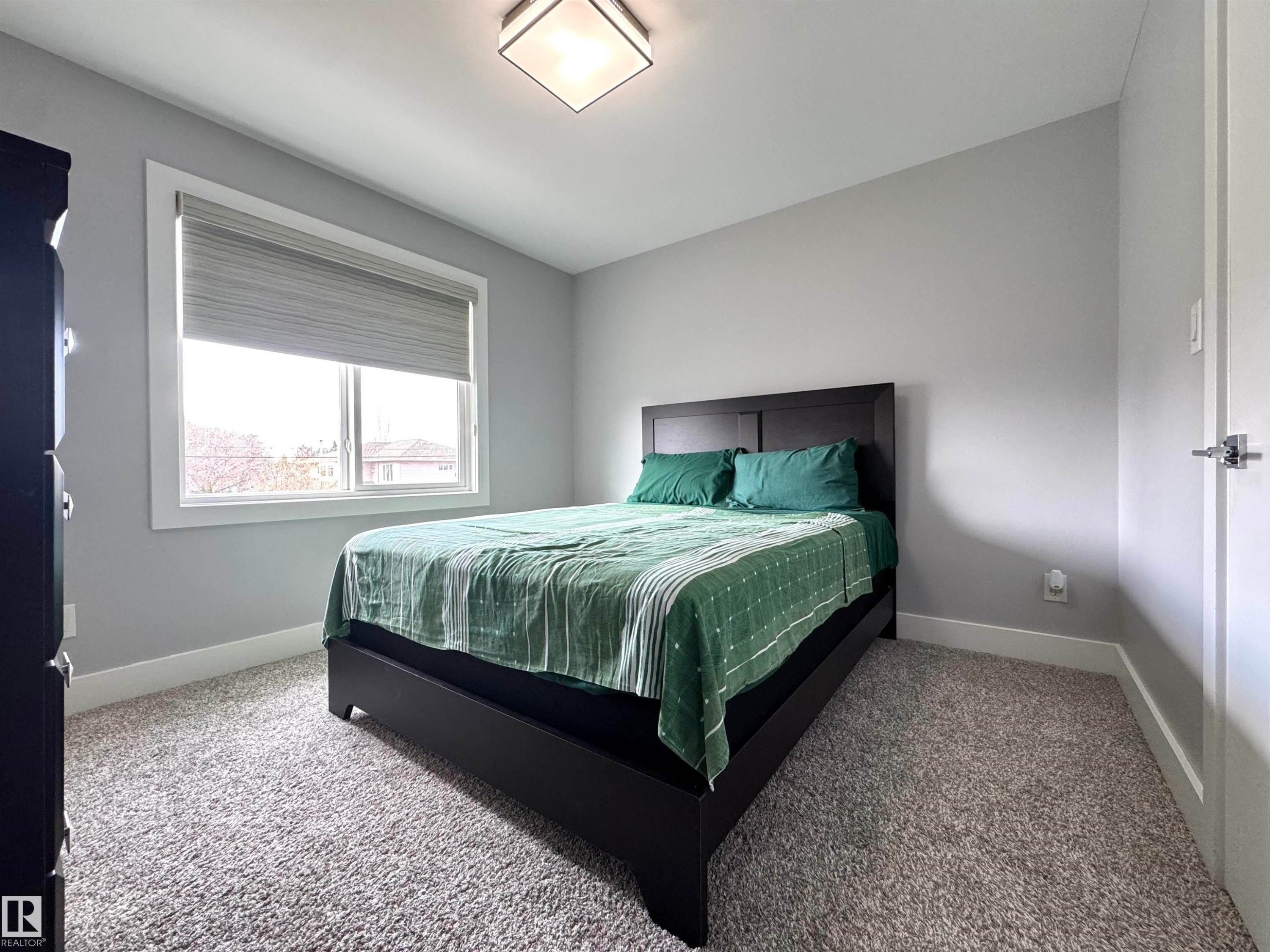 9220 154 Street, Edmonton, AB