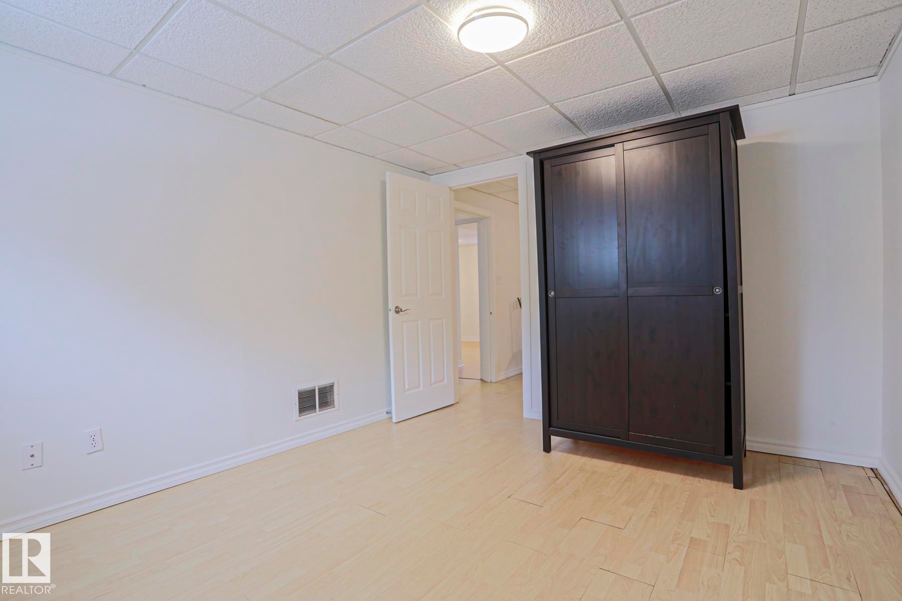 13520 124A Avenue, Edmonton, AB - Indoor Photo Showing Other Room