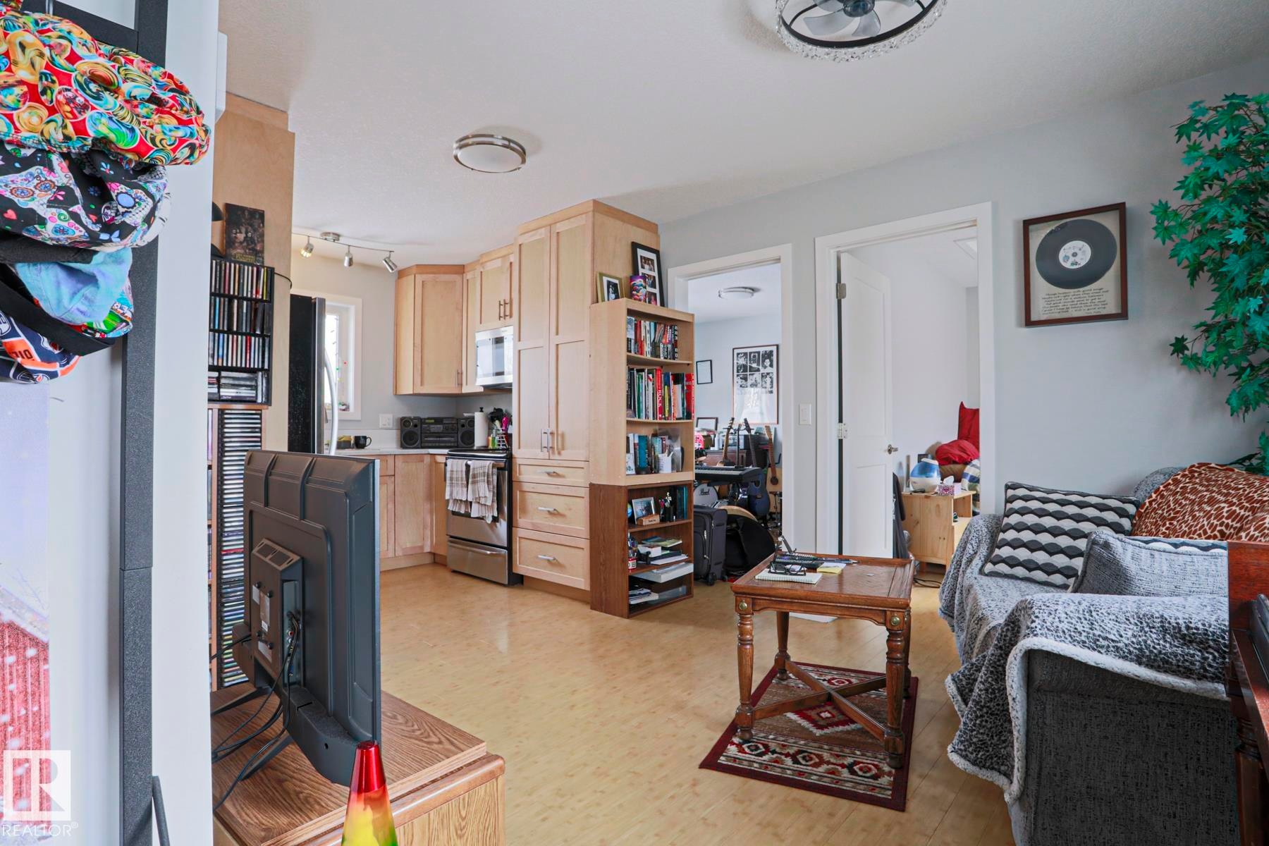 13520 124A Avenue, Edmonton, AB - Indoor