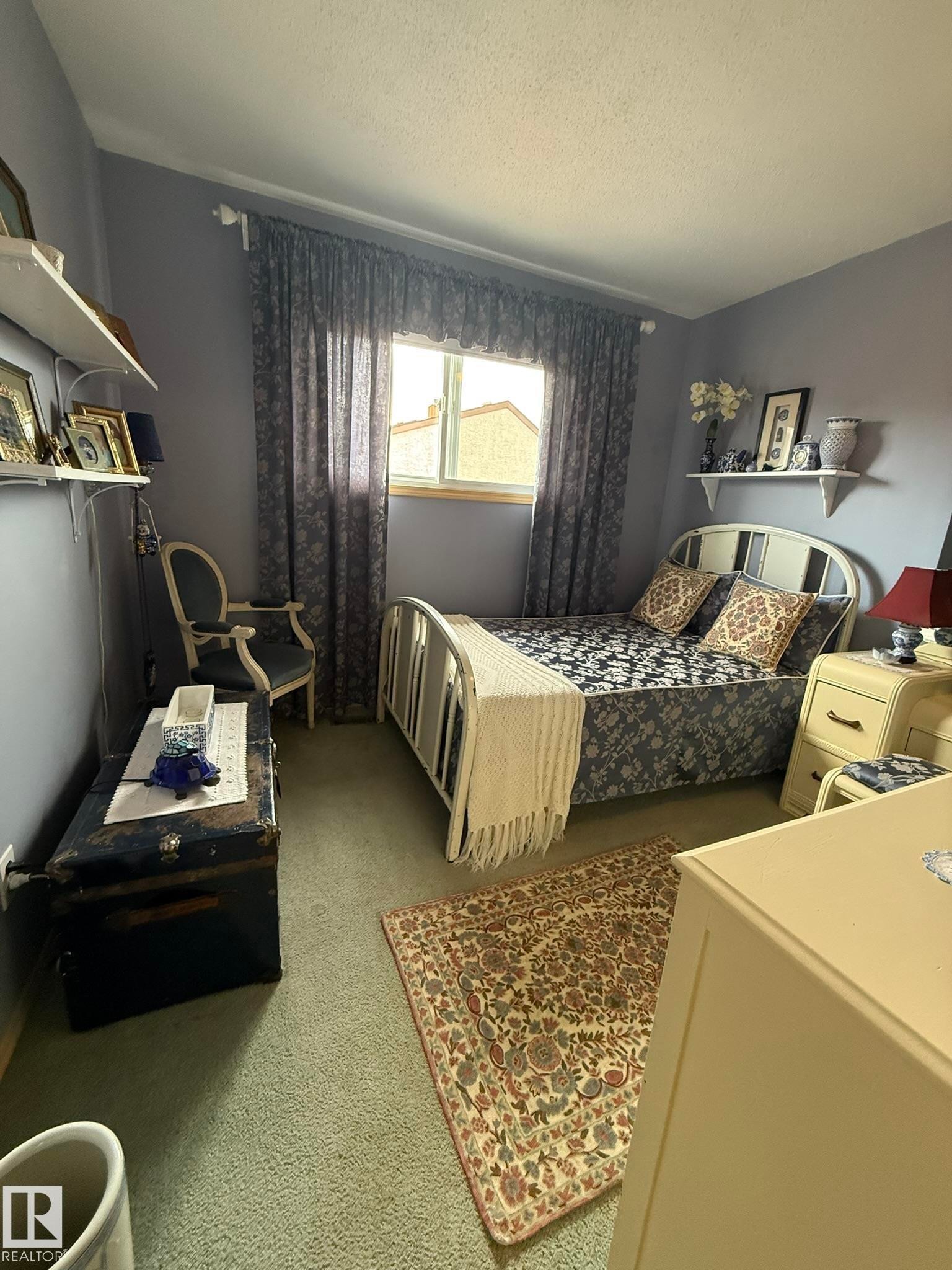 18525 66 Avenue, Edmonton, AB - Indoor Photo Showing Bedroom