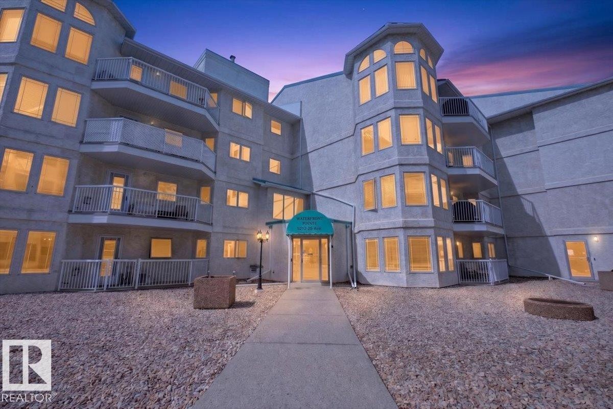 105 5212 25 Avenue Nw, Edmonton, AB - Outdoor