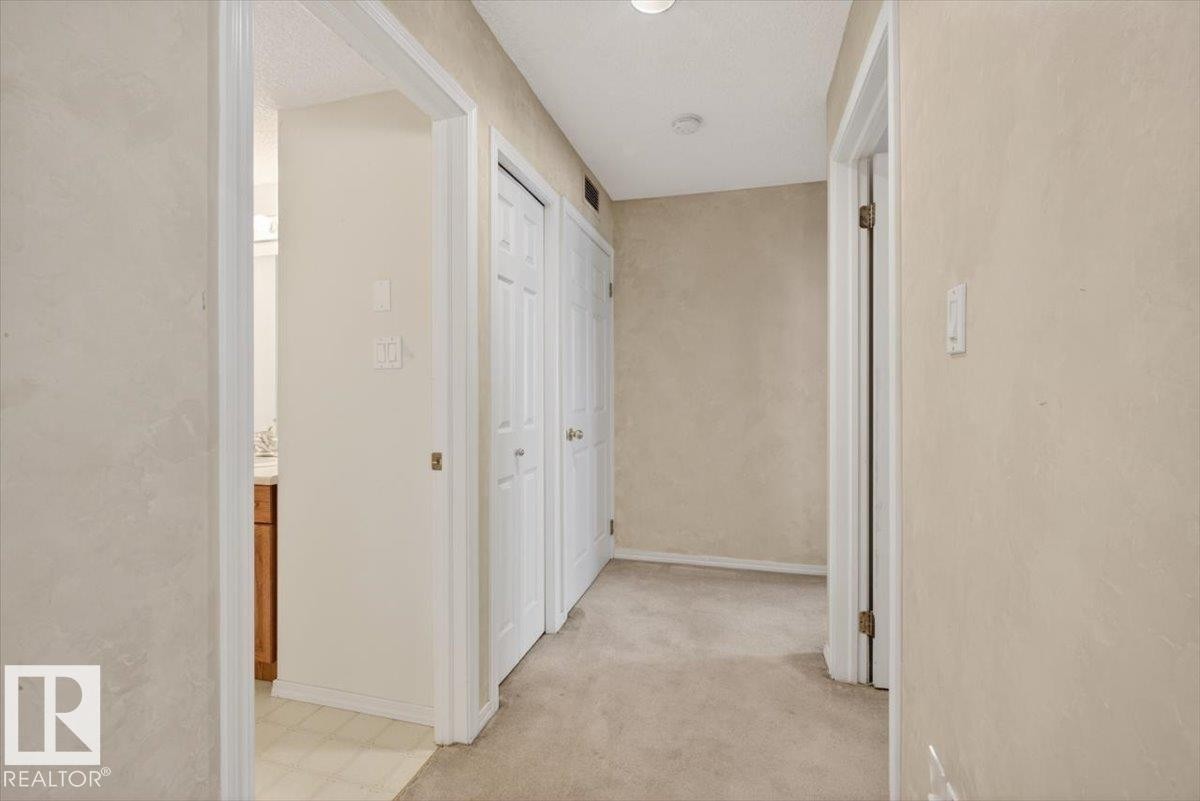 105 5212 25 Avenue Nw, Edmonton, AB - Indoor Photo Showing Other Room