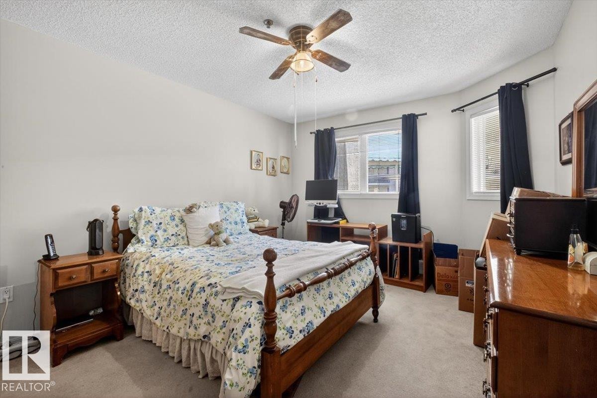 105 5212 25 Avenue Nw, Edmonton, AB - Indoor Photo Showing Bedroom