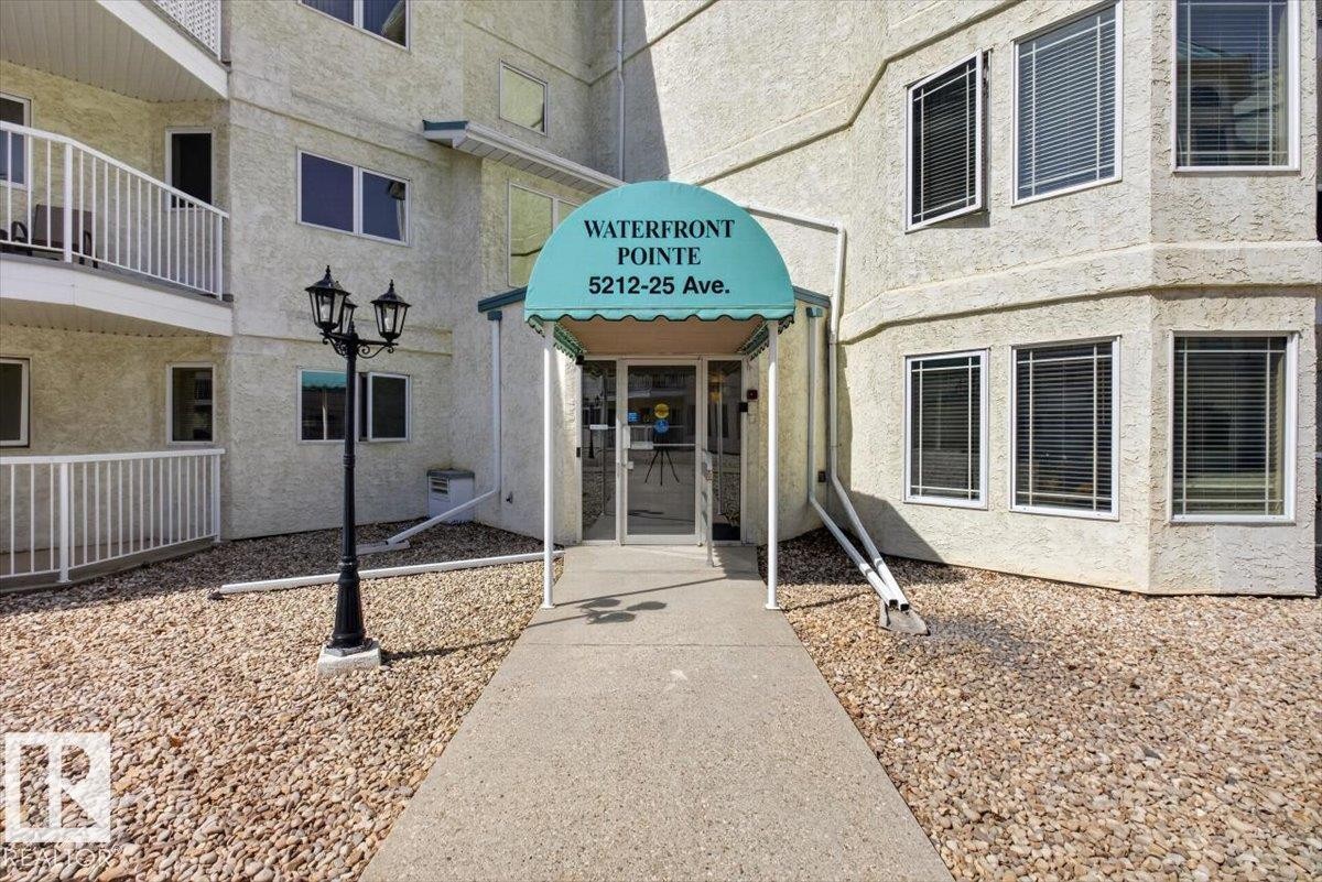 105 5212 25 Avenue Nw, Edmonton, AB - Outdoor