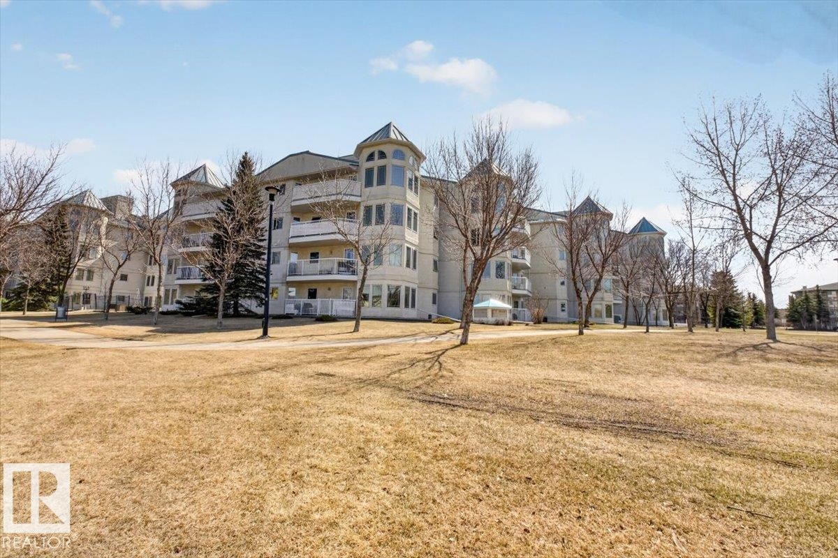 105 5212 25 Avenue Nw, Edmonton, AB - Outdoor