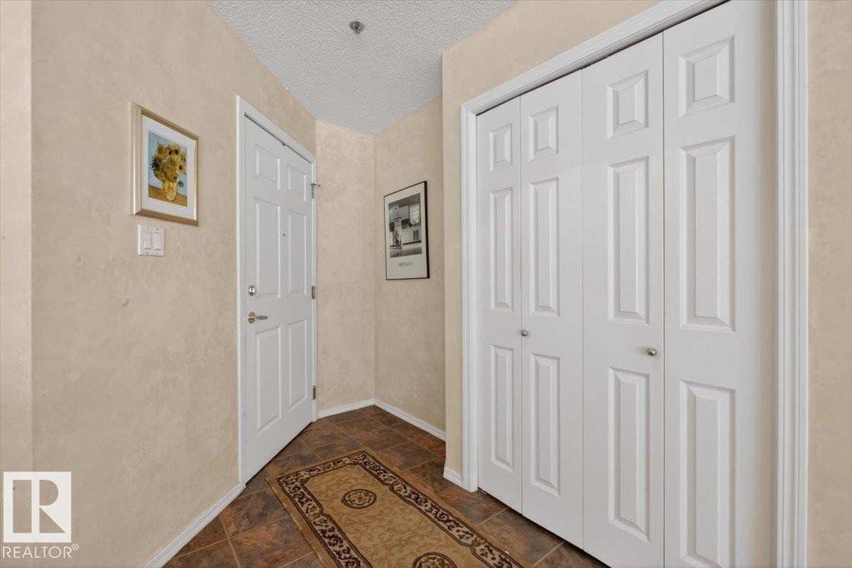 105 5212 25 Avenue Nw, Edmonton, AB - Indoor Photo Showing Other Room