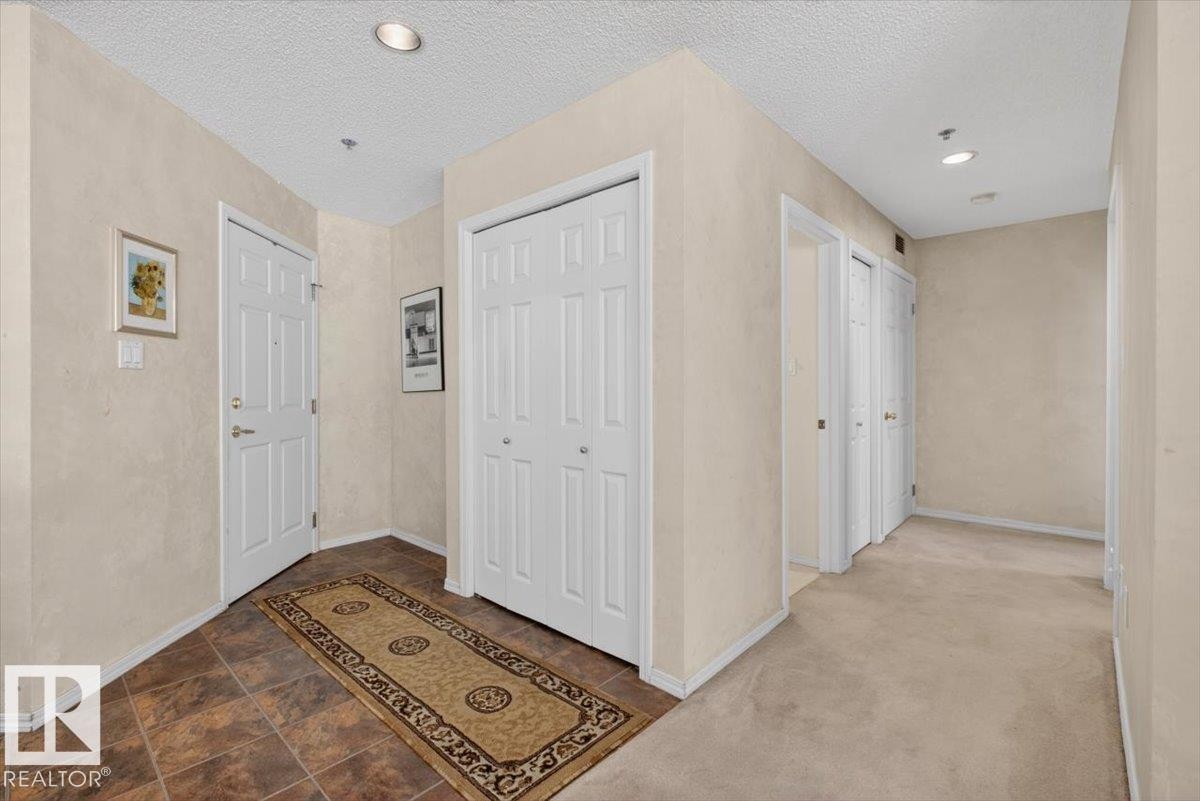105 5212 25 Avenue Nw, Edmonton, AB - Indoor Photo Showing Other Room