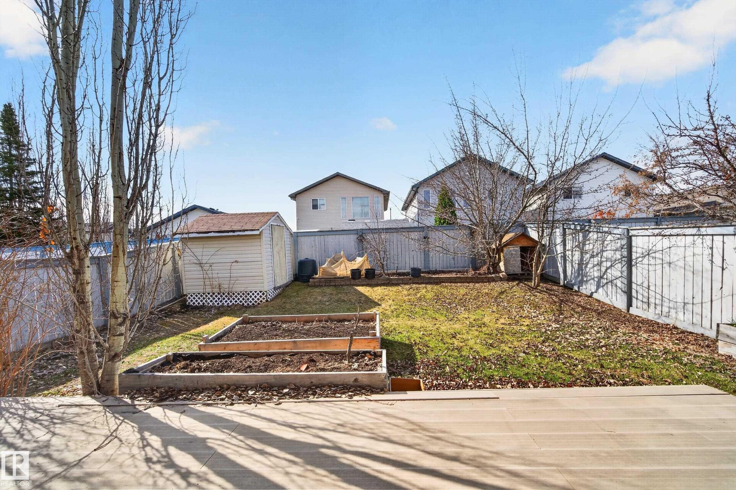 19019 49 Avenue, Edmonton, AB - Outdoor