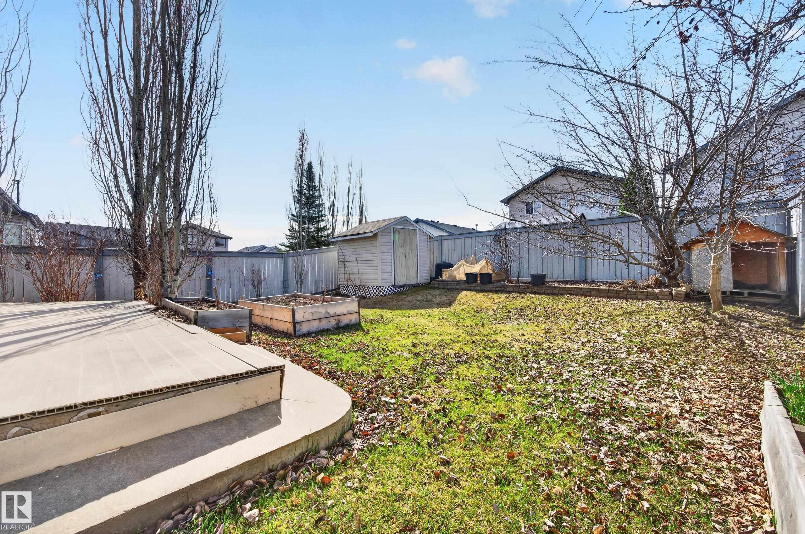 19019 49 Avenue, Edmonton, AB - Outdoor