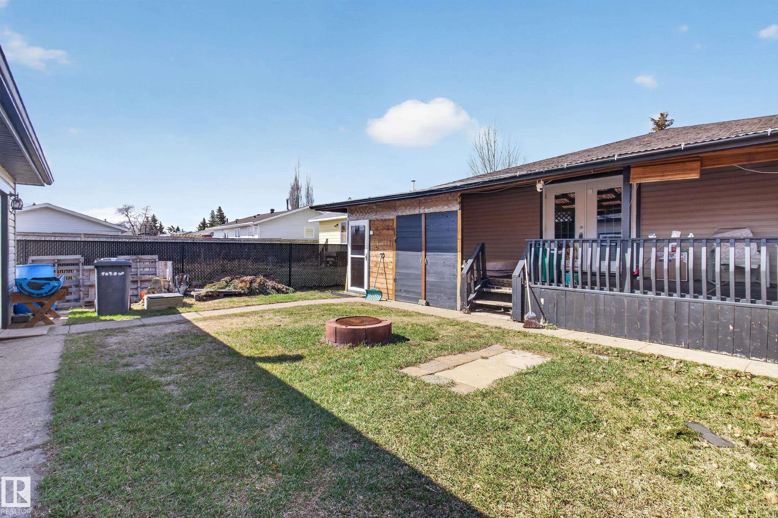 47 Duke Drive, Lamont, AB - Outdoor