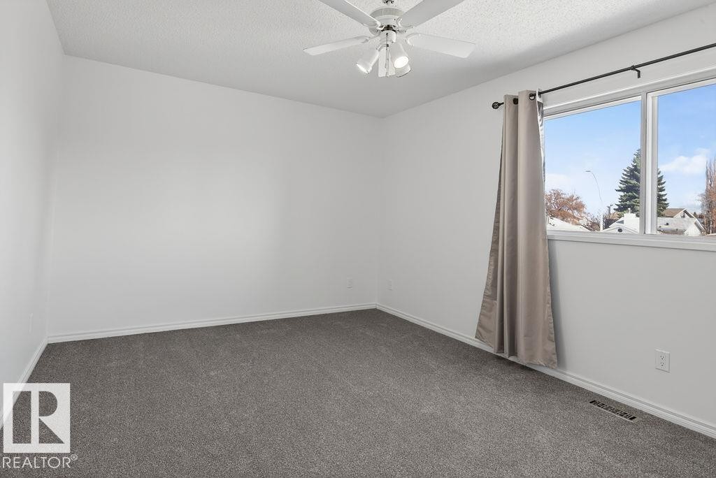 5510 186 Street, Edmonton, AB - Indoor Photo Showing Other Room