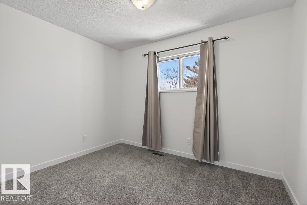 5510 186 Street, Edmonton, AB - Indoor Photo Showing Other Room