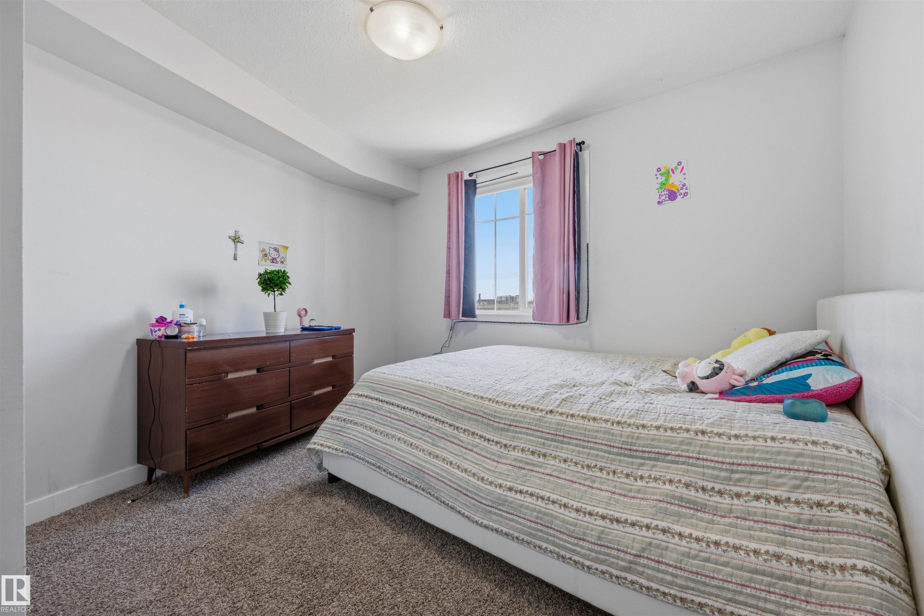 116 920 156 Street, Edmonton, AB - Indoor Photo Showing Bedroom