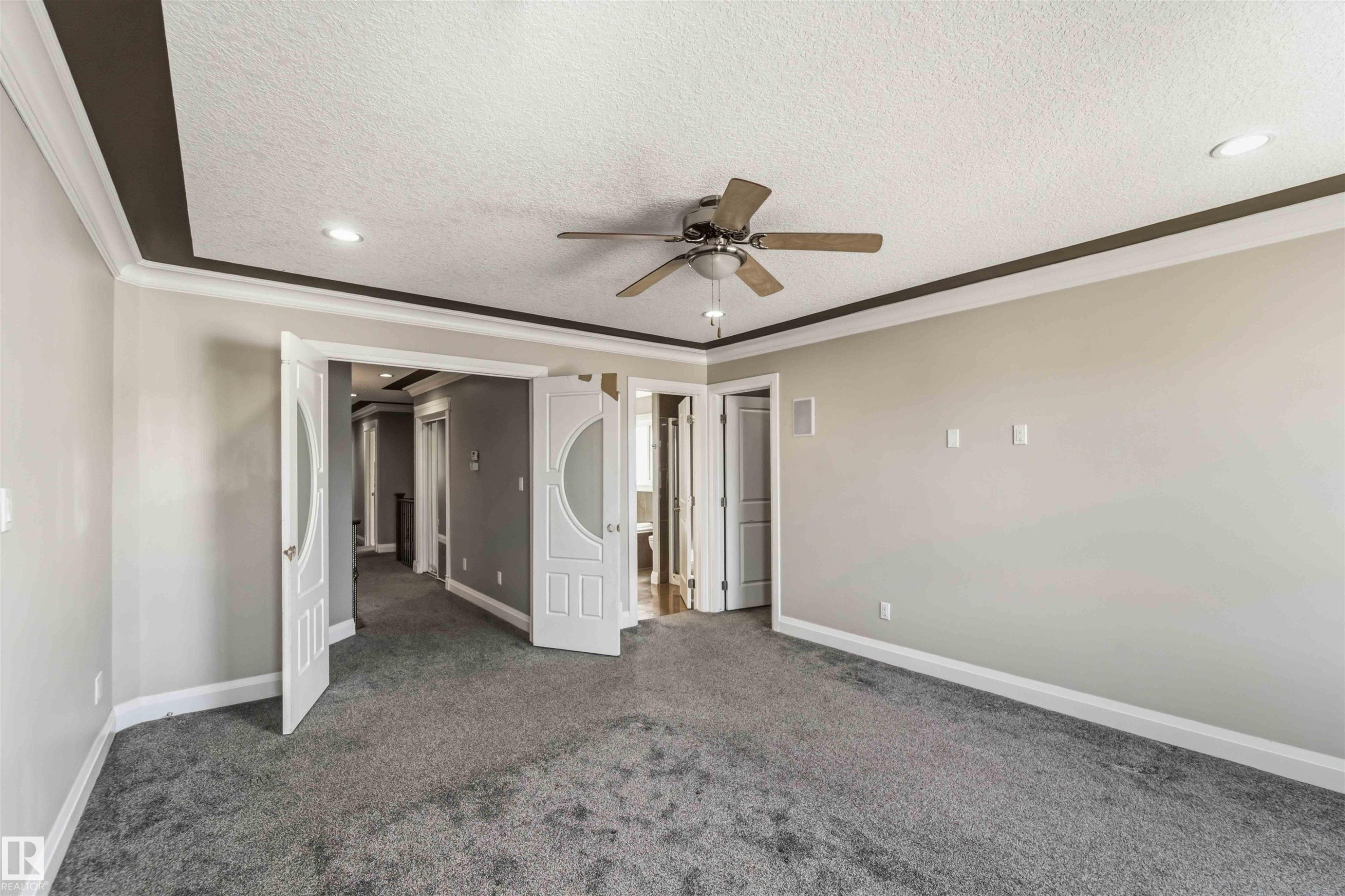 3563 14 Street, Edmonton, AB - Indoor